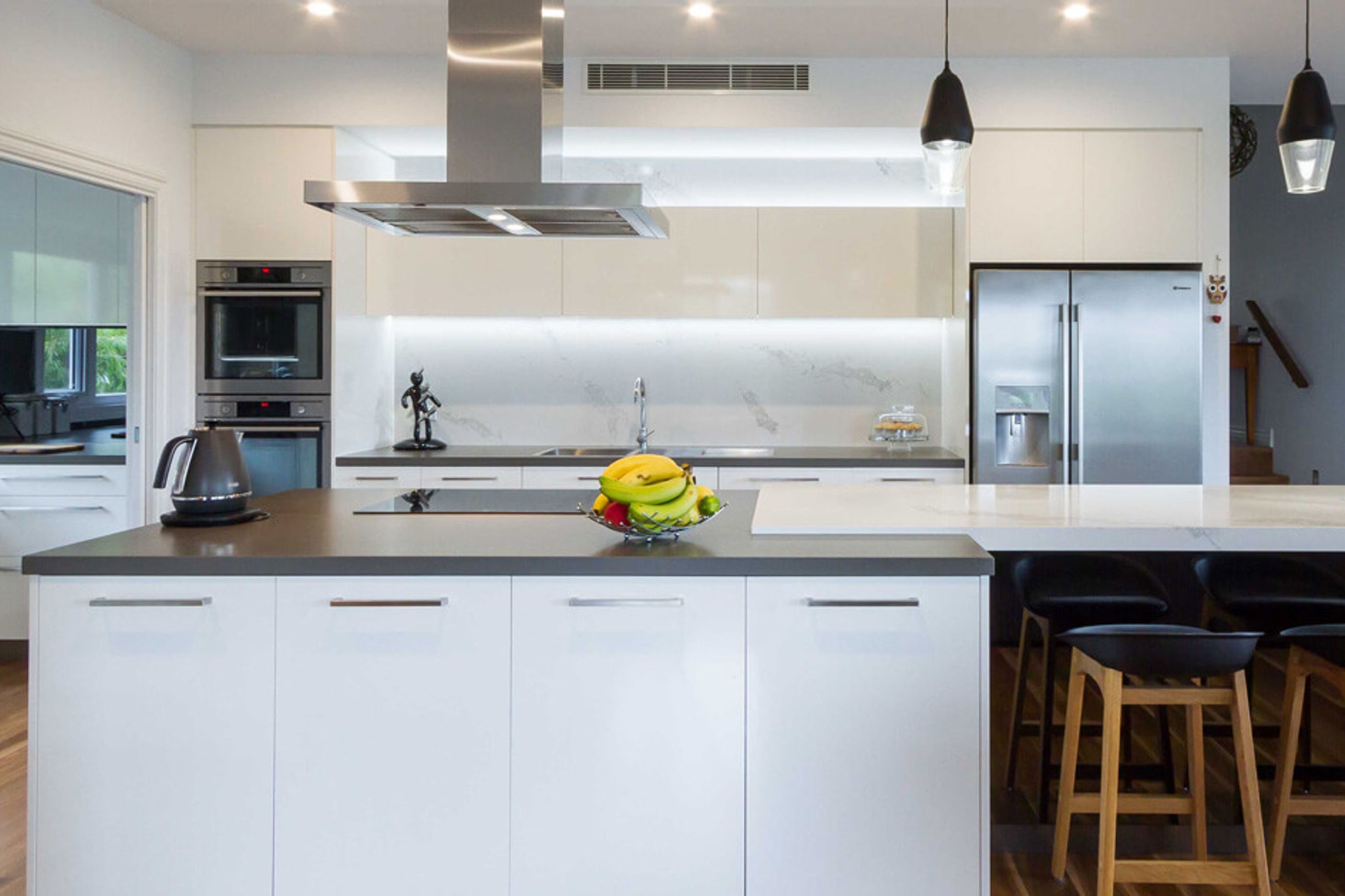 Silent Island Rangehood 900mm - IS4110S
