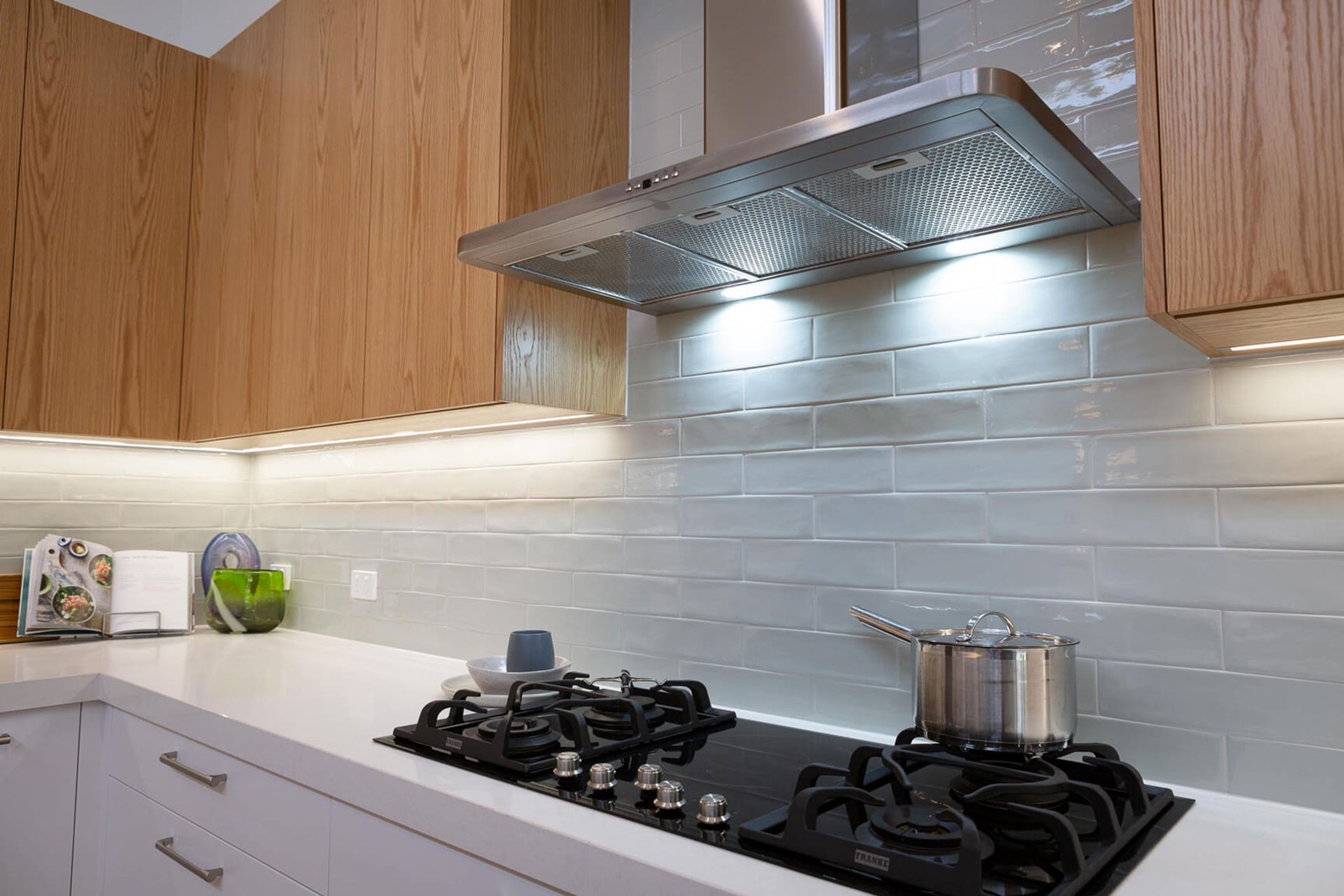 Silent Wallmount Rangehood 900mm - WM2190S