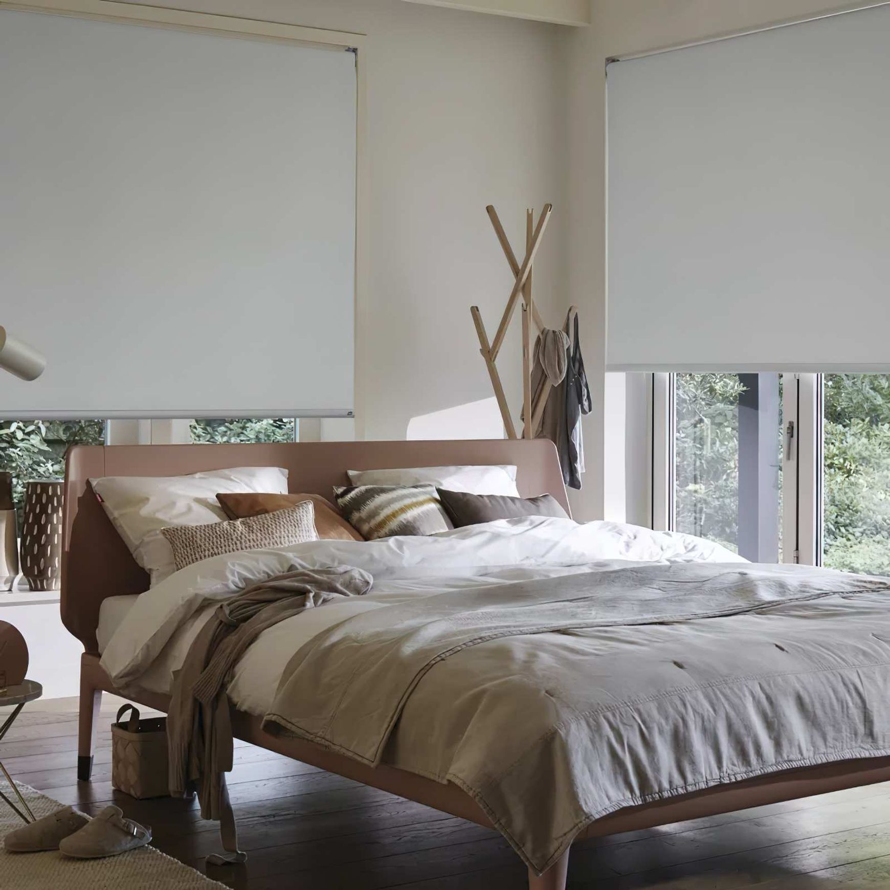 Roller Blinds & Sunscreens from Lahood