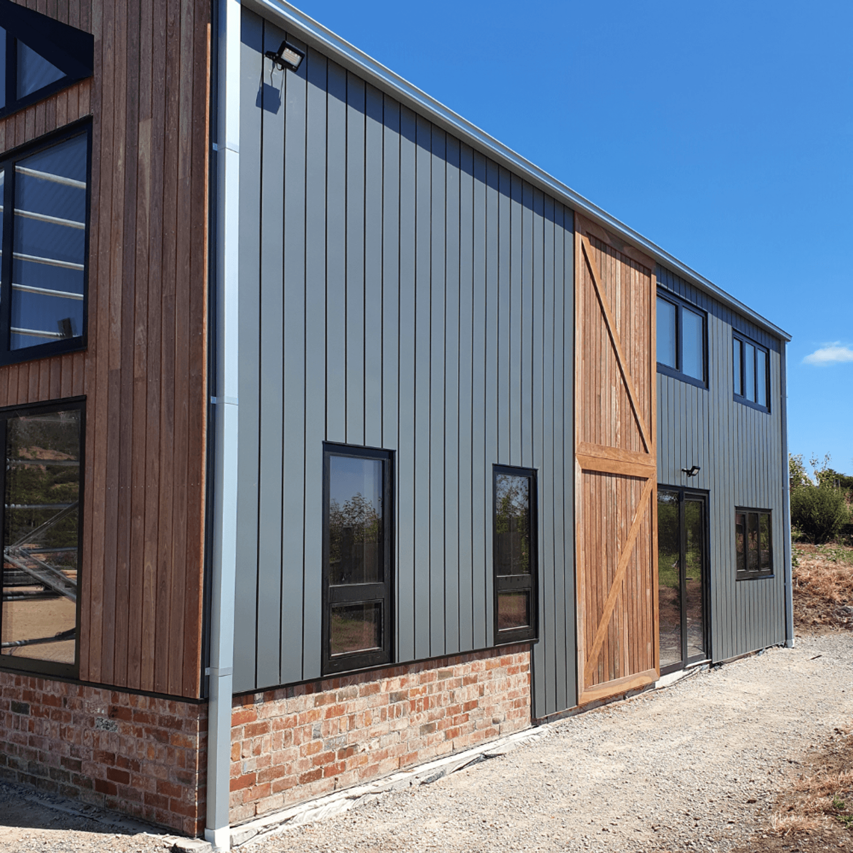 UniCote® LUX | Zinc Graphite
