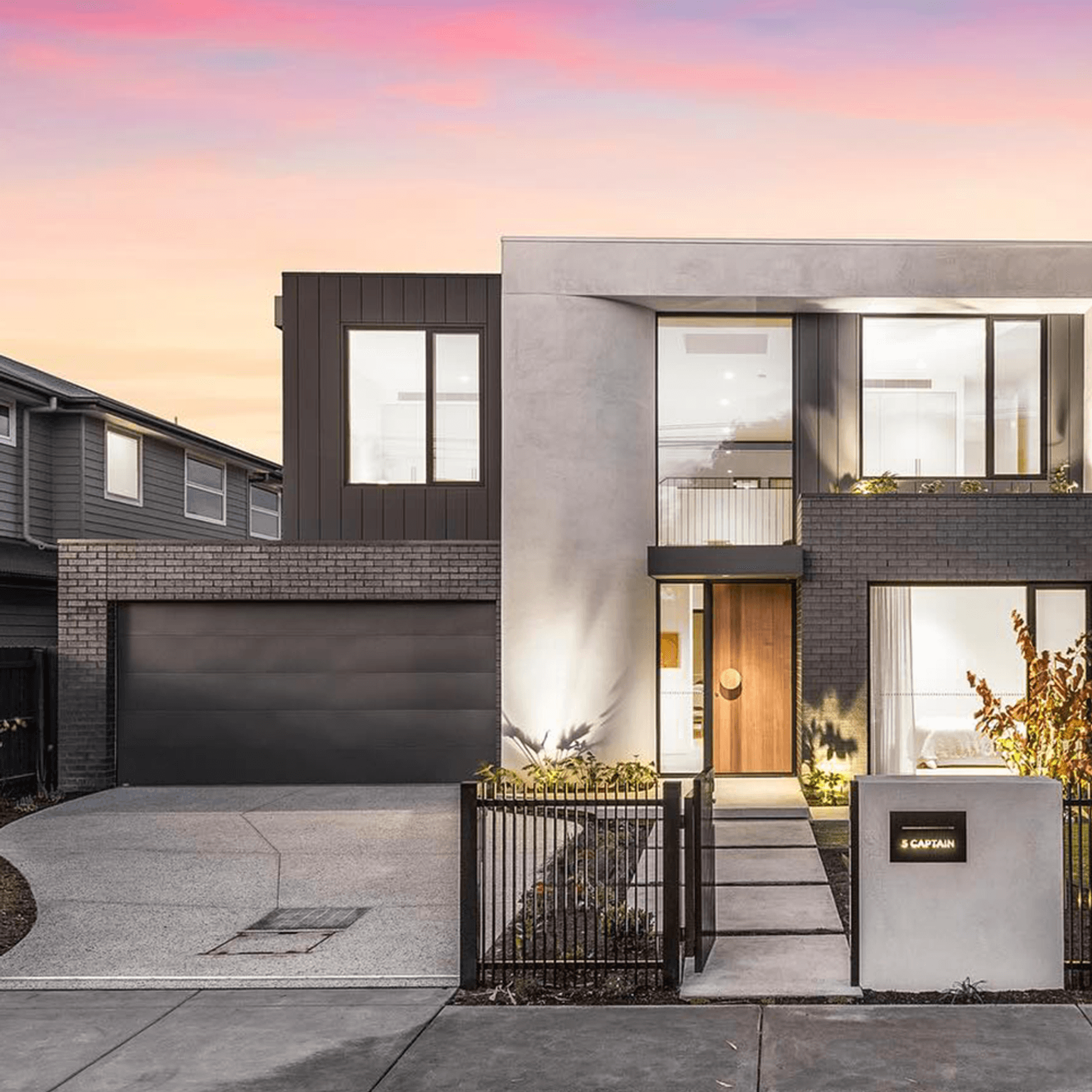 Savannah Garage Doors | Sectional Doors