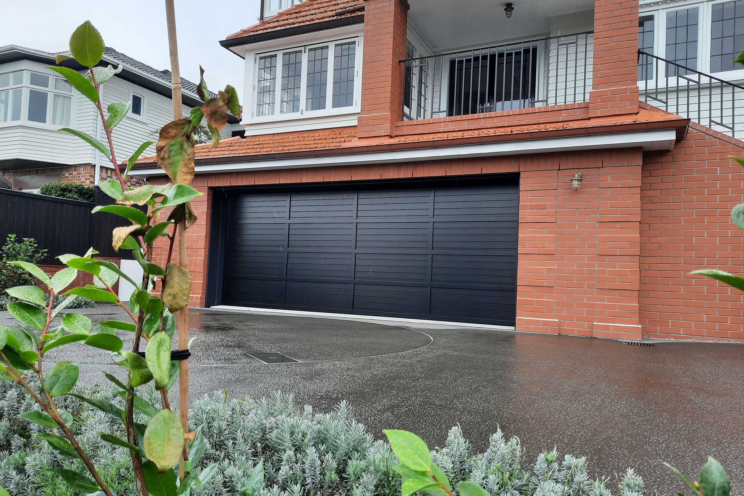 Custom Batten Aluminium Garage Door