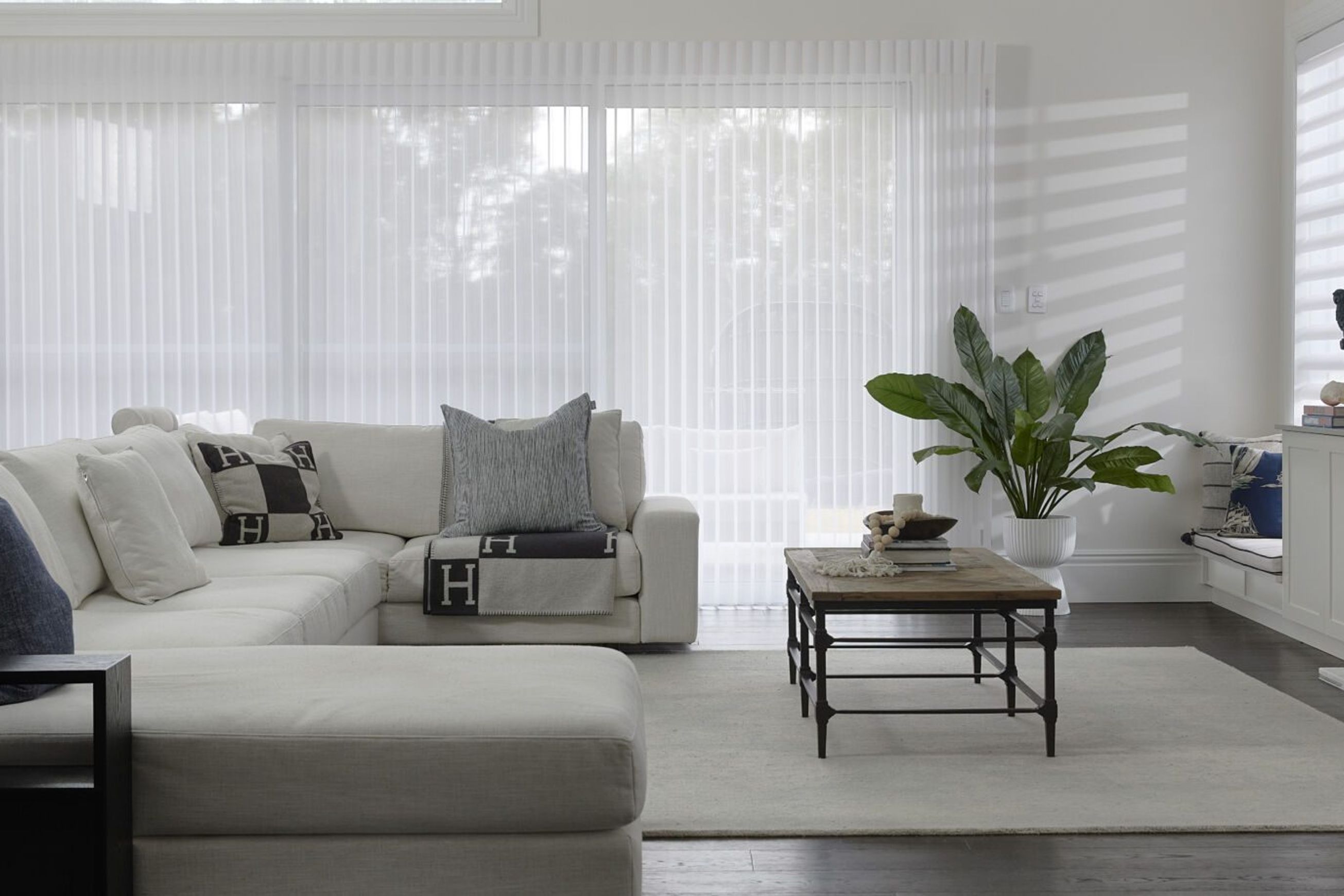 Luxaflex Luminette Privacy Sheers