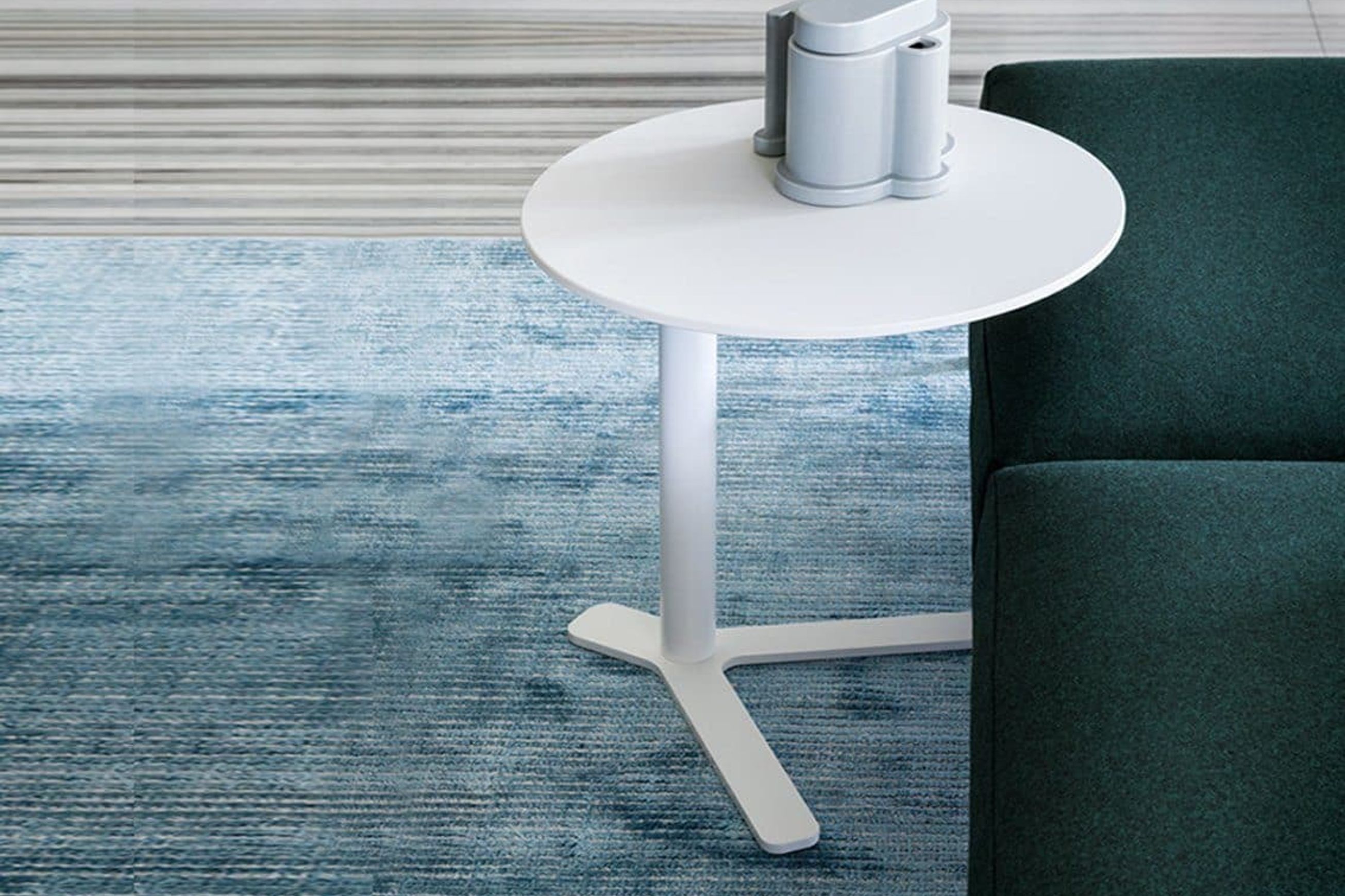 Yo | Side Table