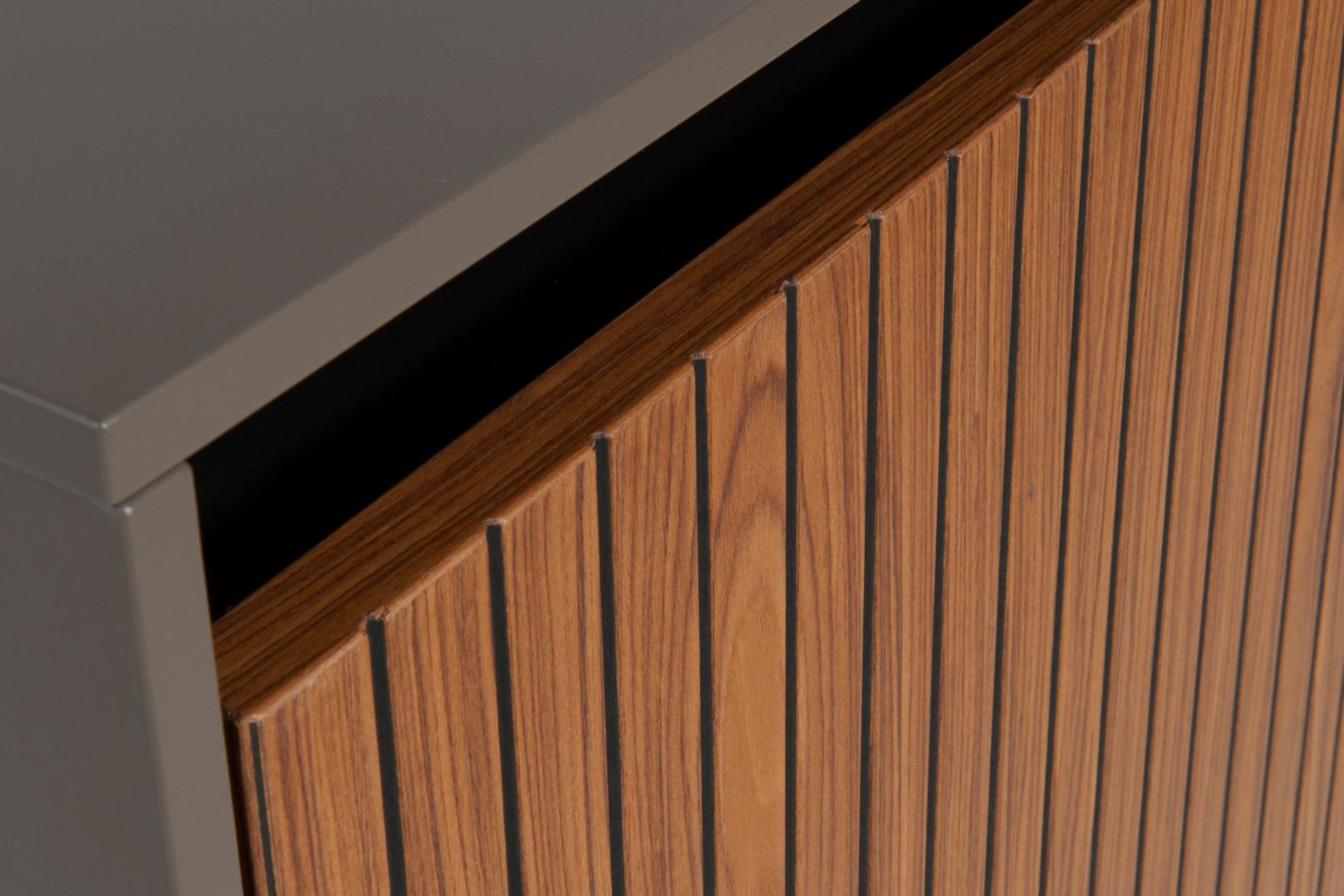 Keeen Tall Unit 2 doors