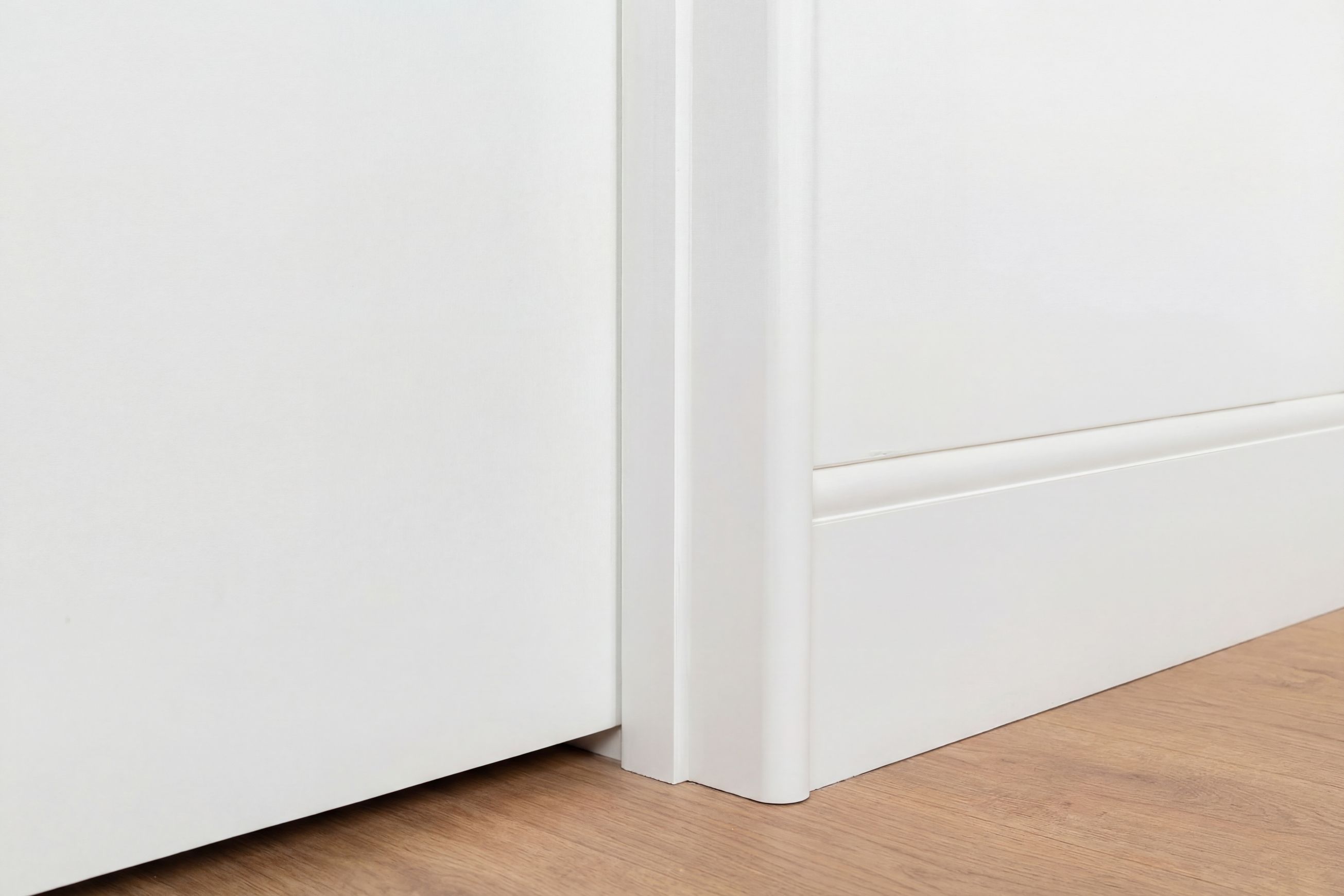 Intrim® Nova Vita Flush Finish Skirting System