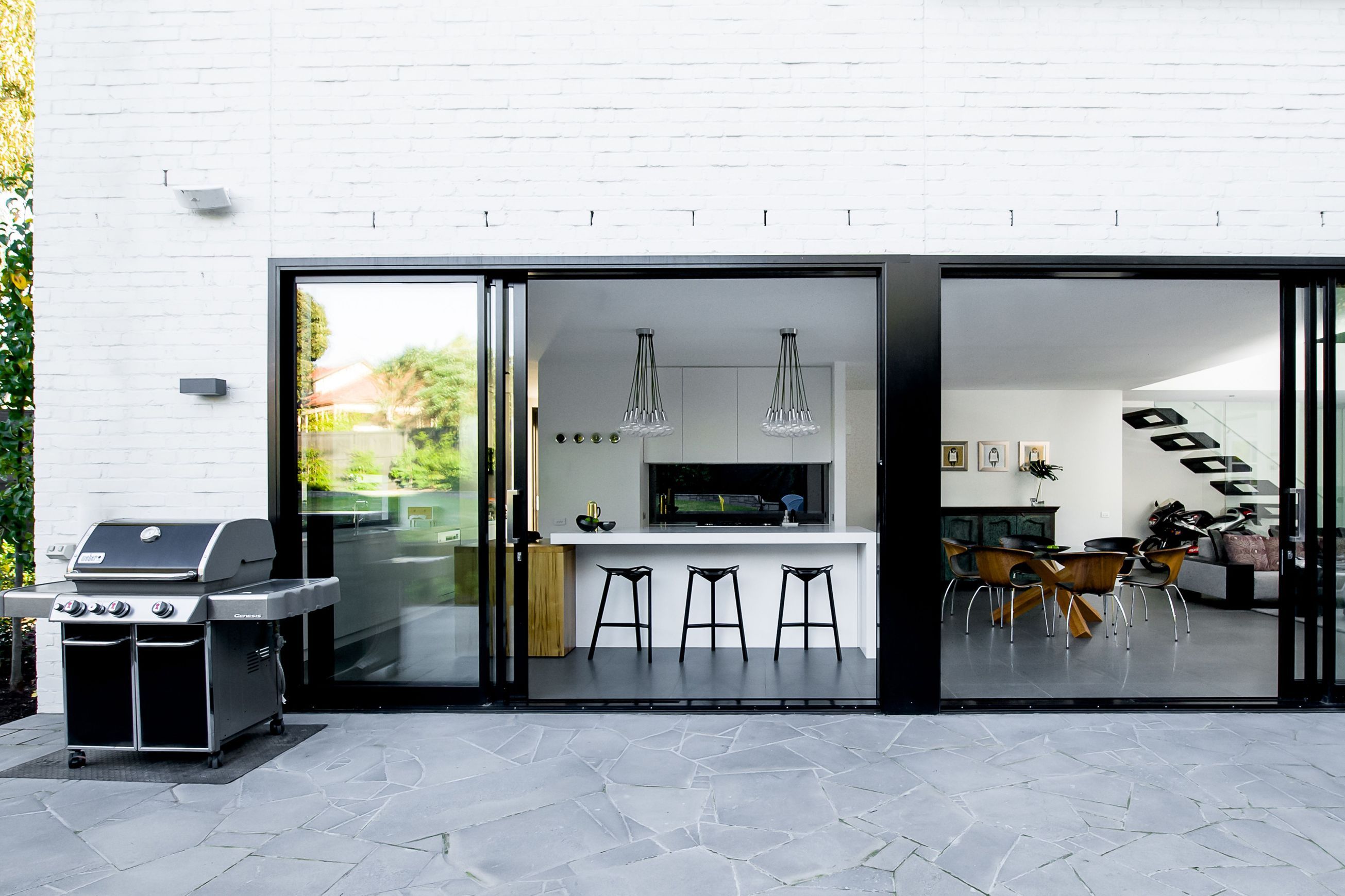 Elevate | Series 704 | Sliding Door