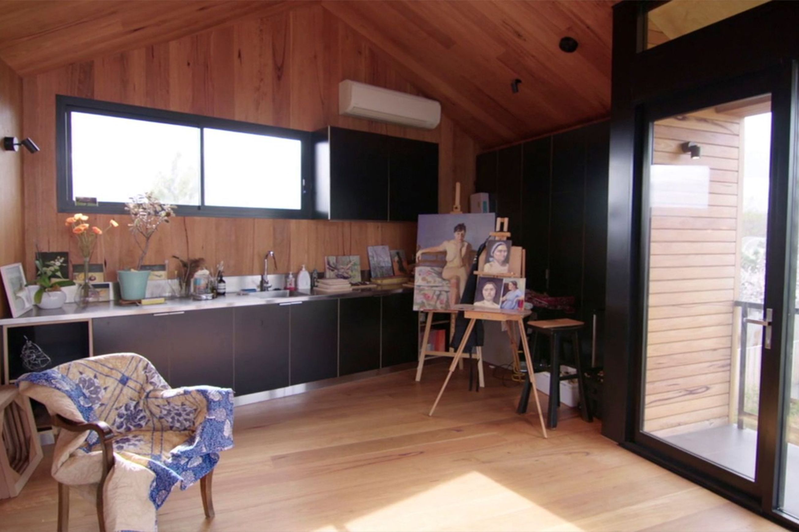 Vantage | Series 602 | Sliding Window Double Sash