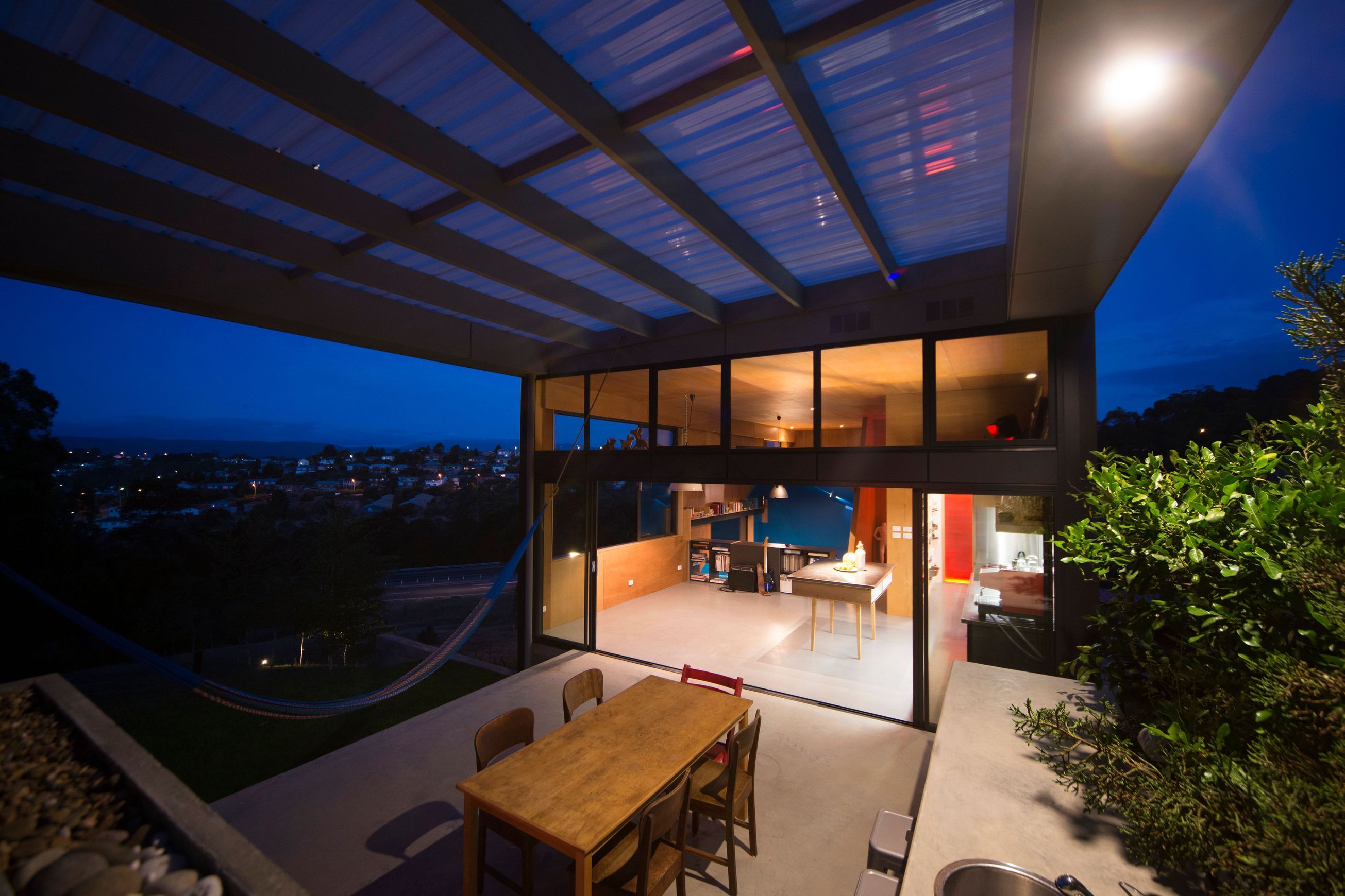 Vantage | Series 516 | Awning/Casement/Fixed Window