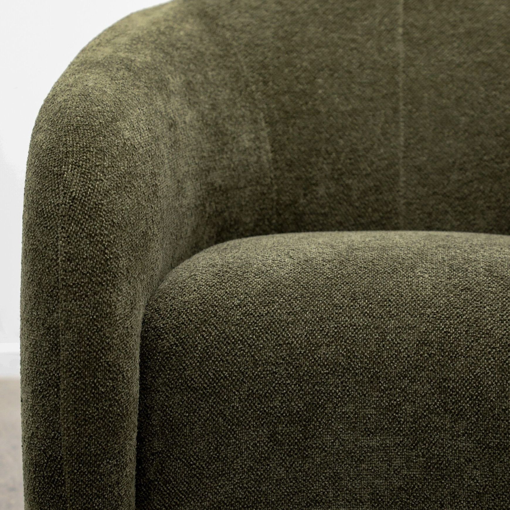 Max Swivel Chair