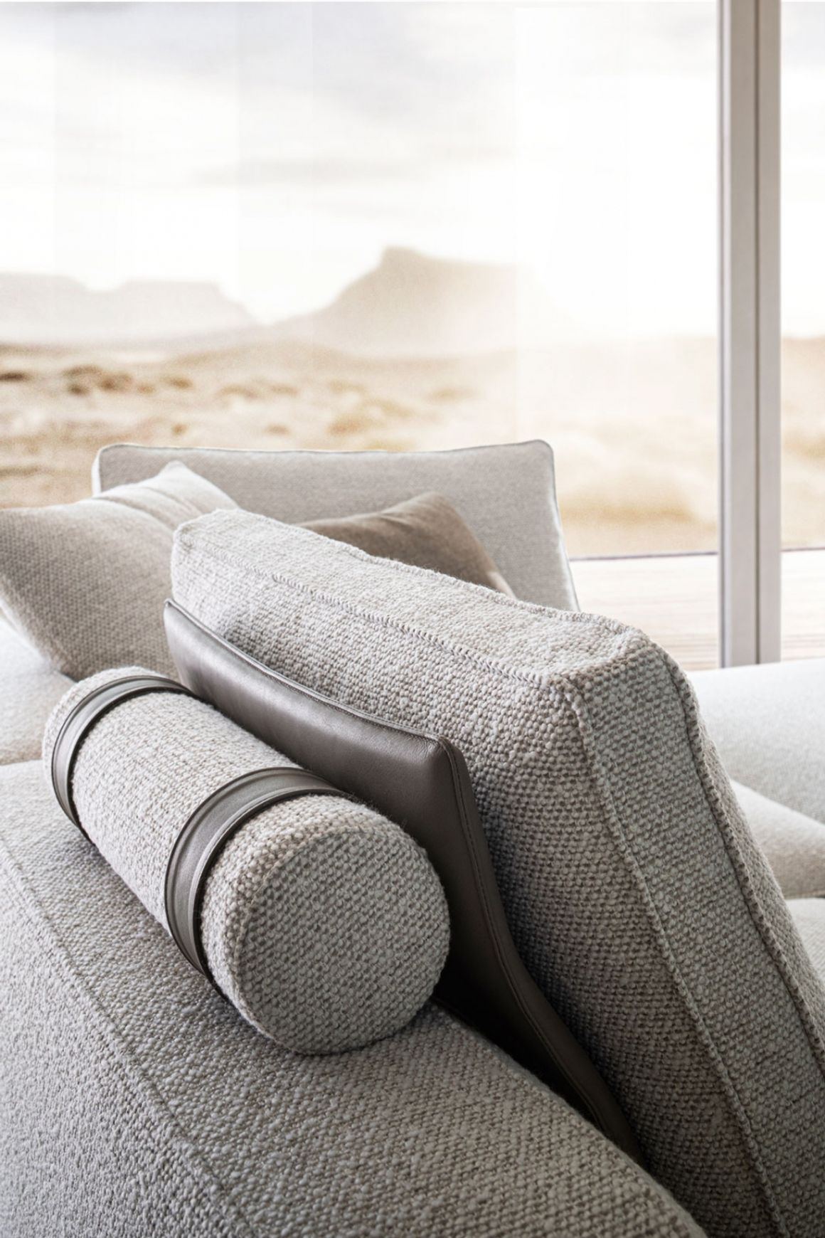 Gregor Sofa by Molteni&C