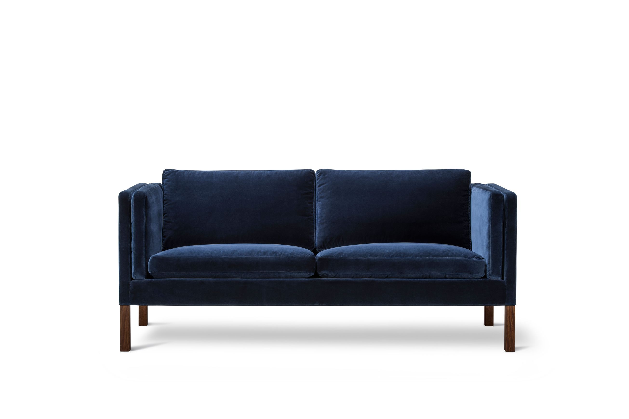Mogensen 2335 2.5-seat Sofa by Fredericia