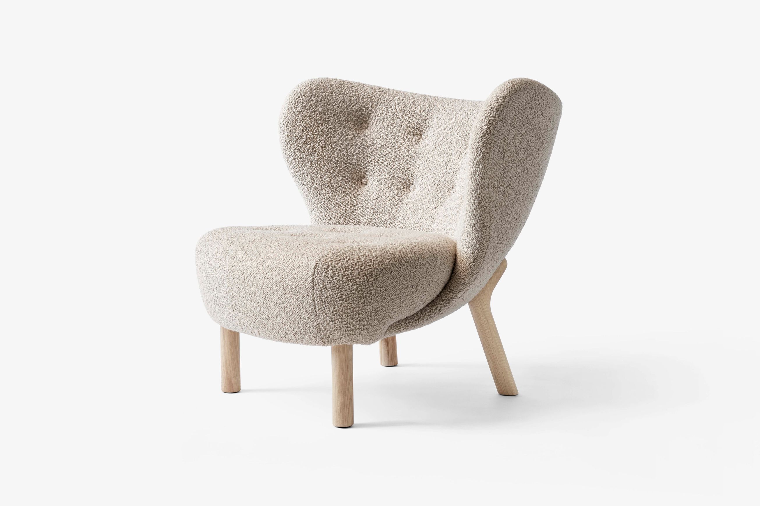 Little Petra Armchair by & Tradition