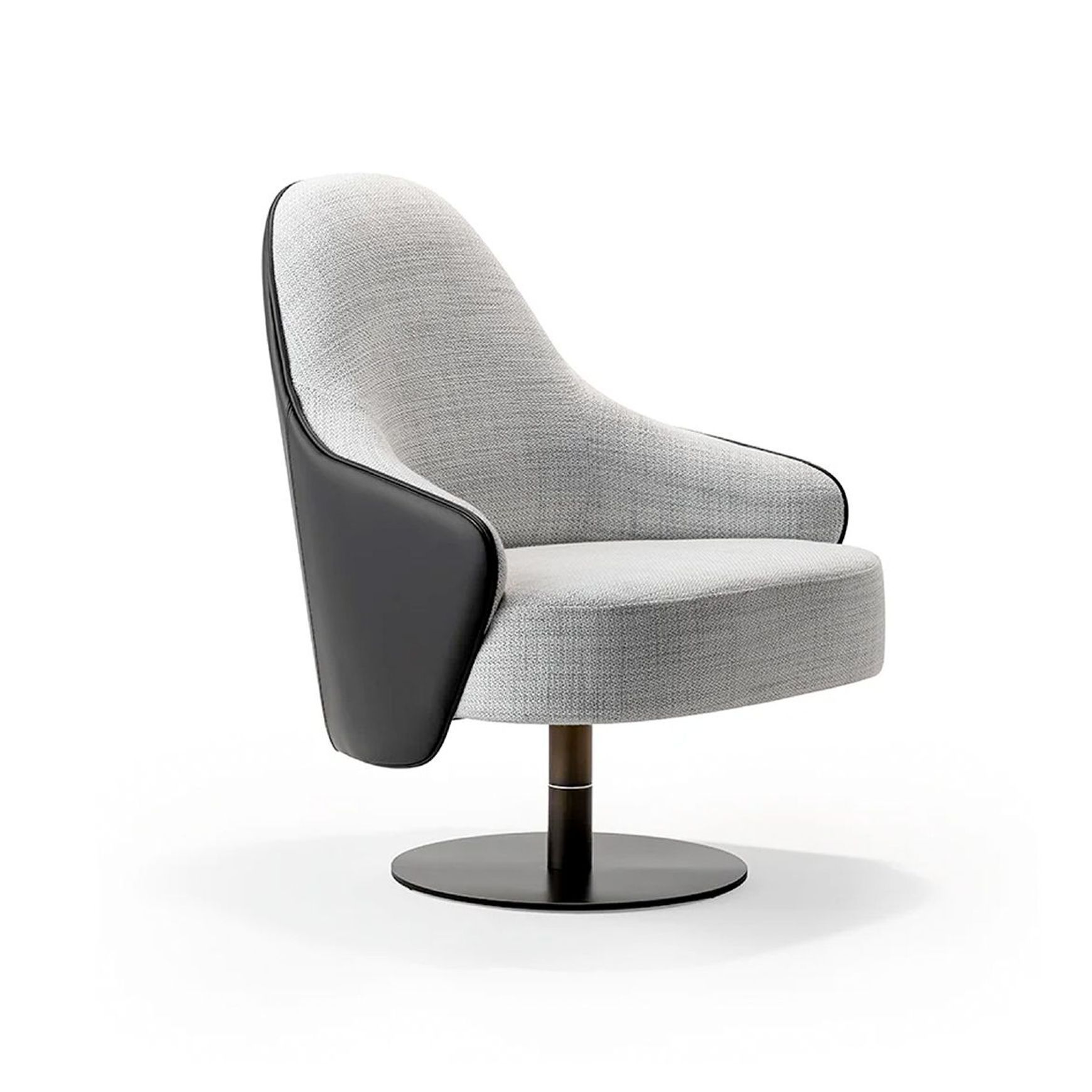 Ludwig Armchair