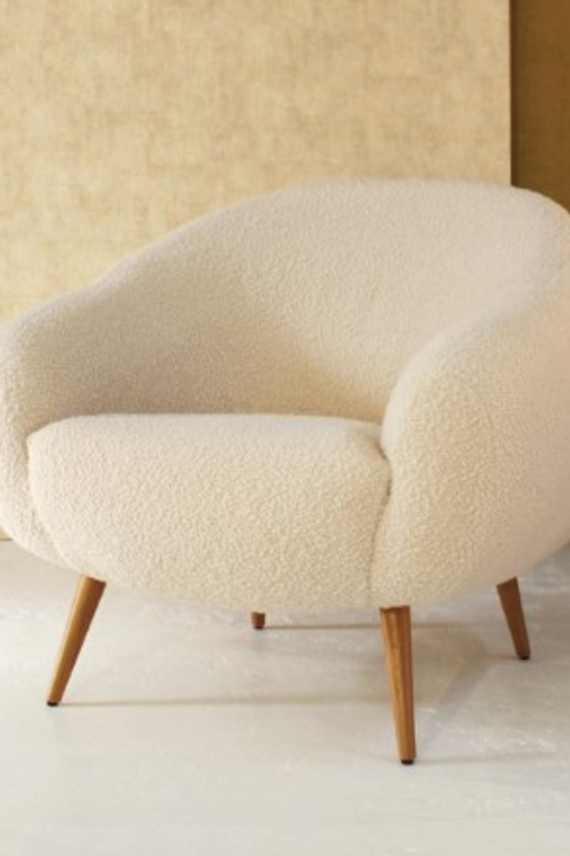 Niemeyer Armchair