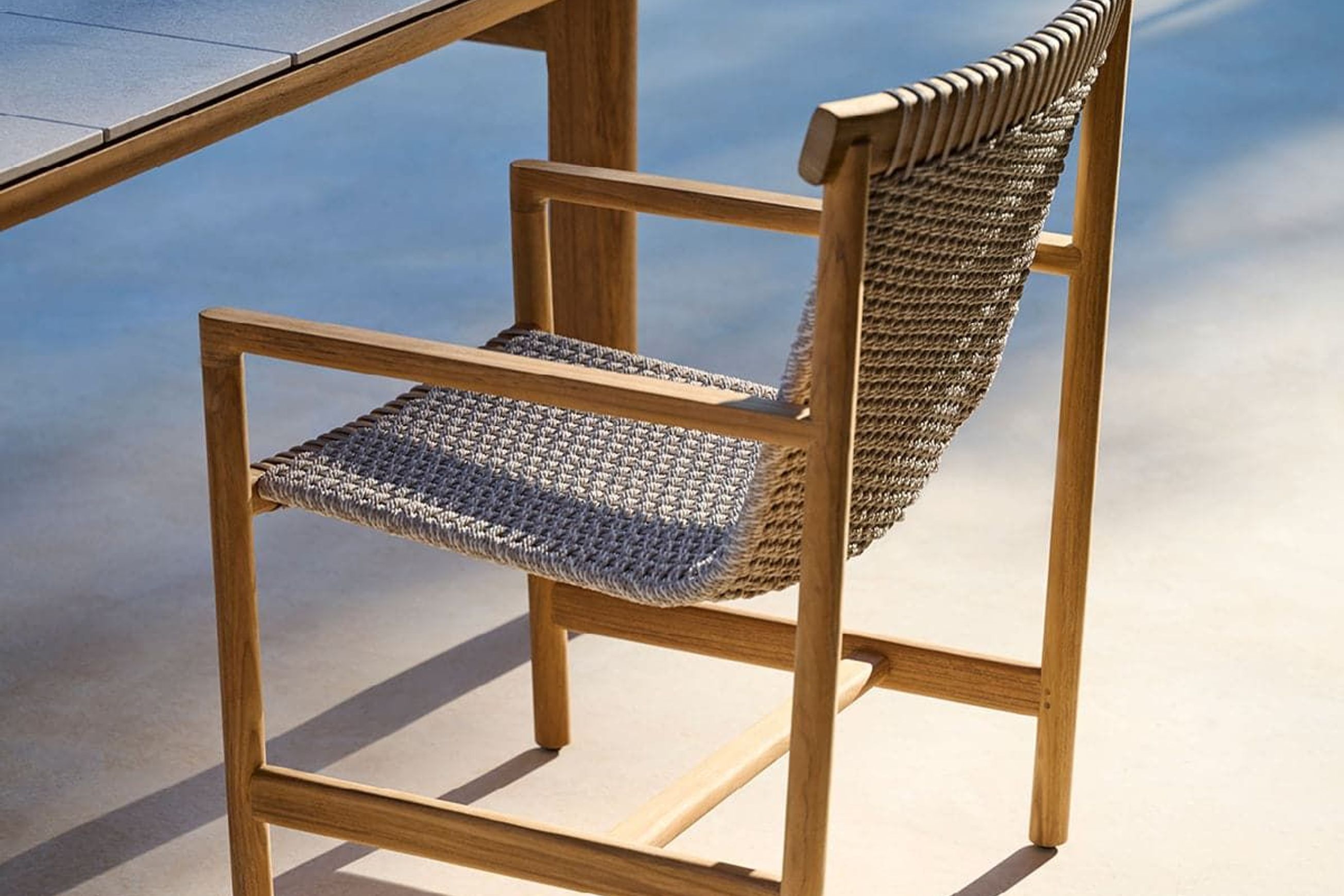 Amanu | Armchair