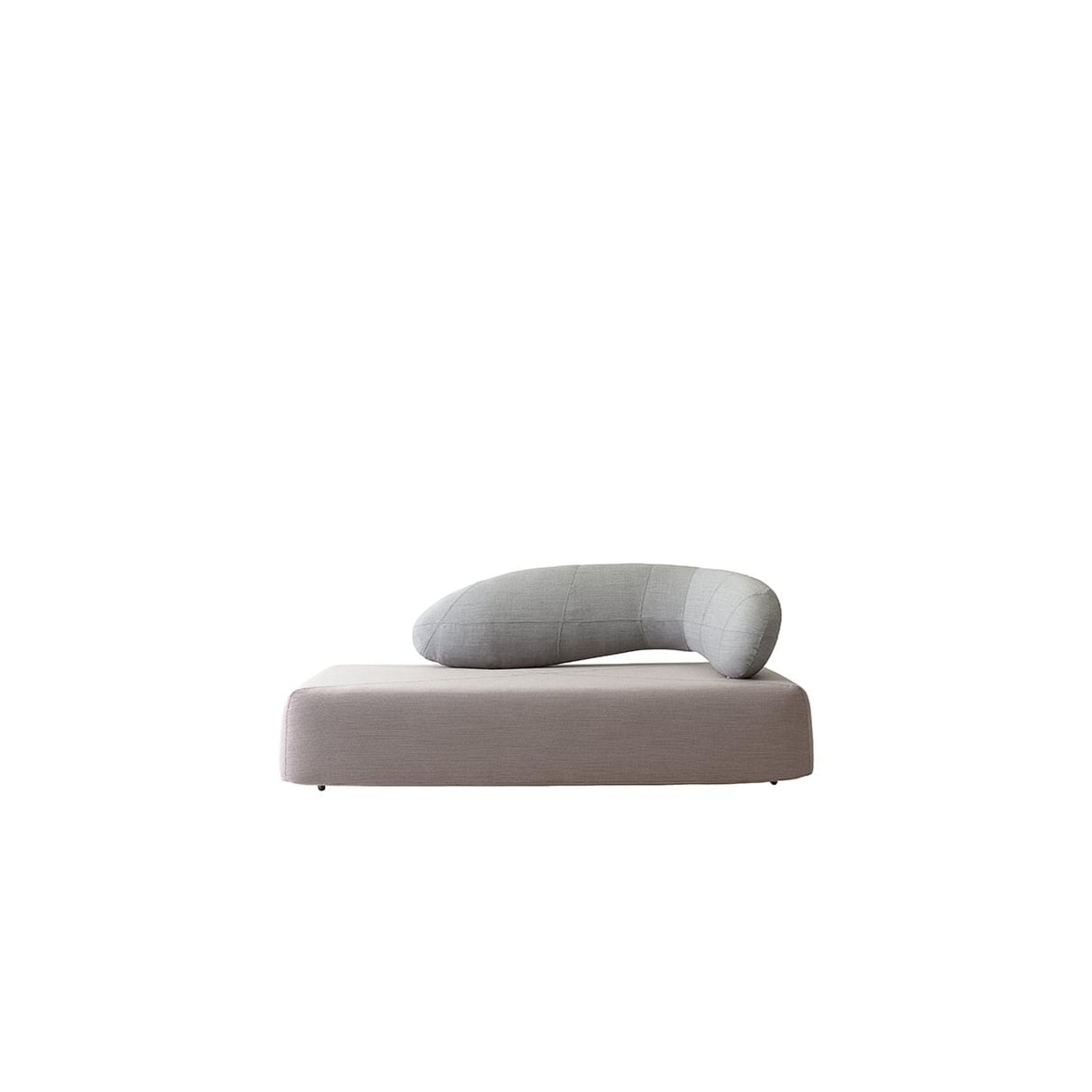 Chat Sofa by Softline