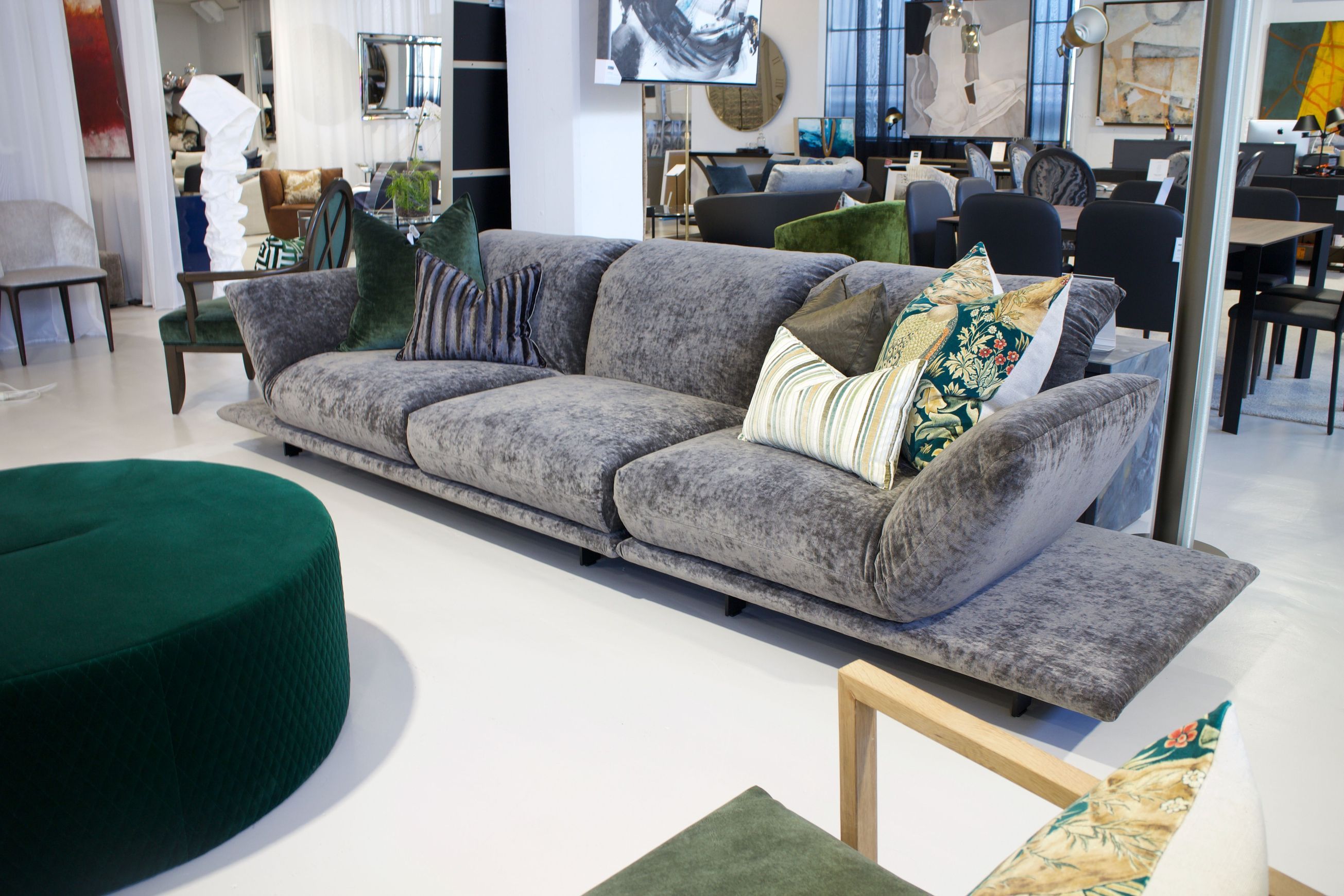 Pirou Sofa