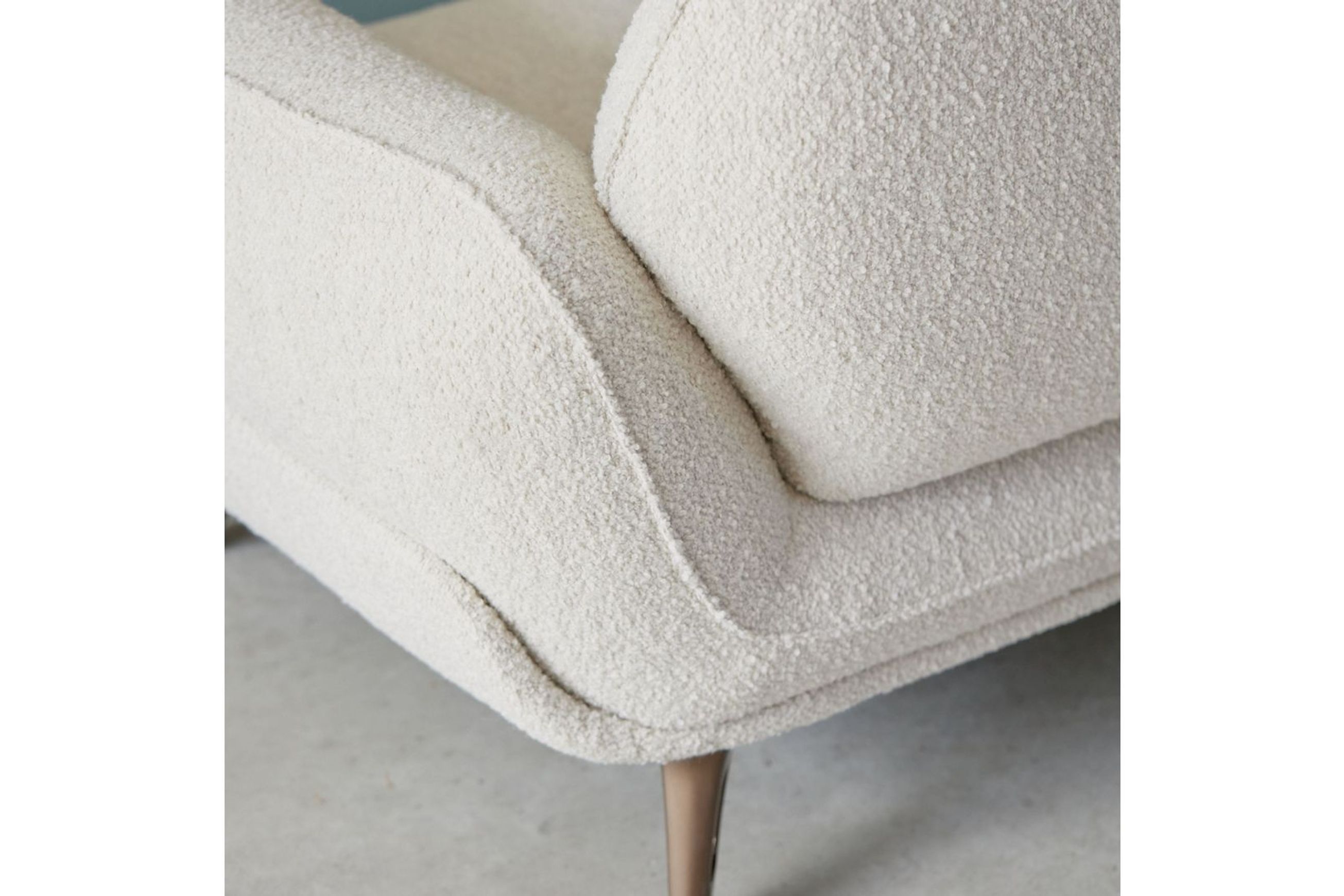 Allusion Sofa