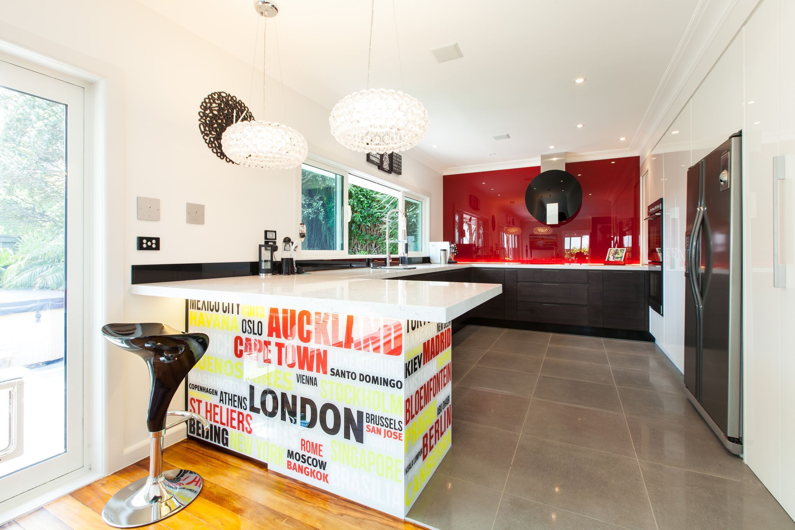 Kitchen Island Glass