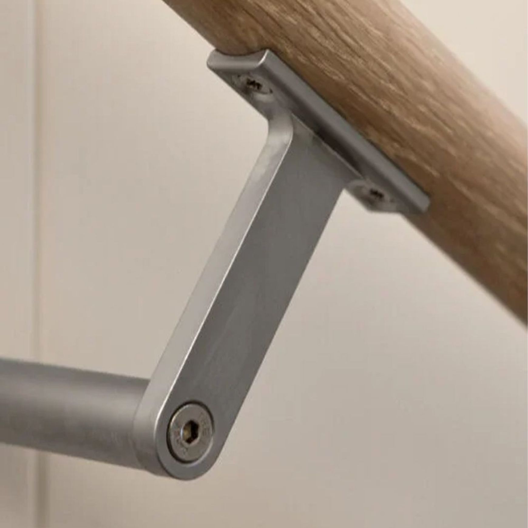 Halliday & Baillie T Stair Rail Bracket HB500