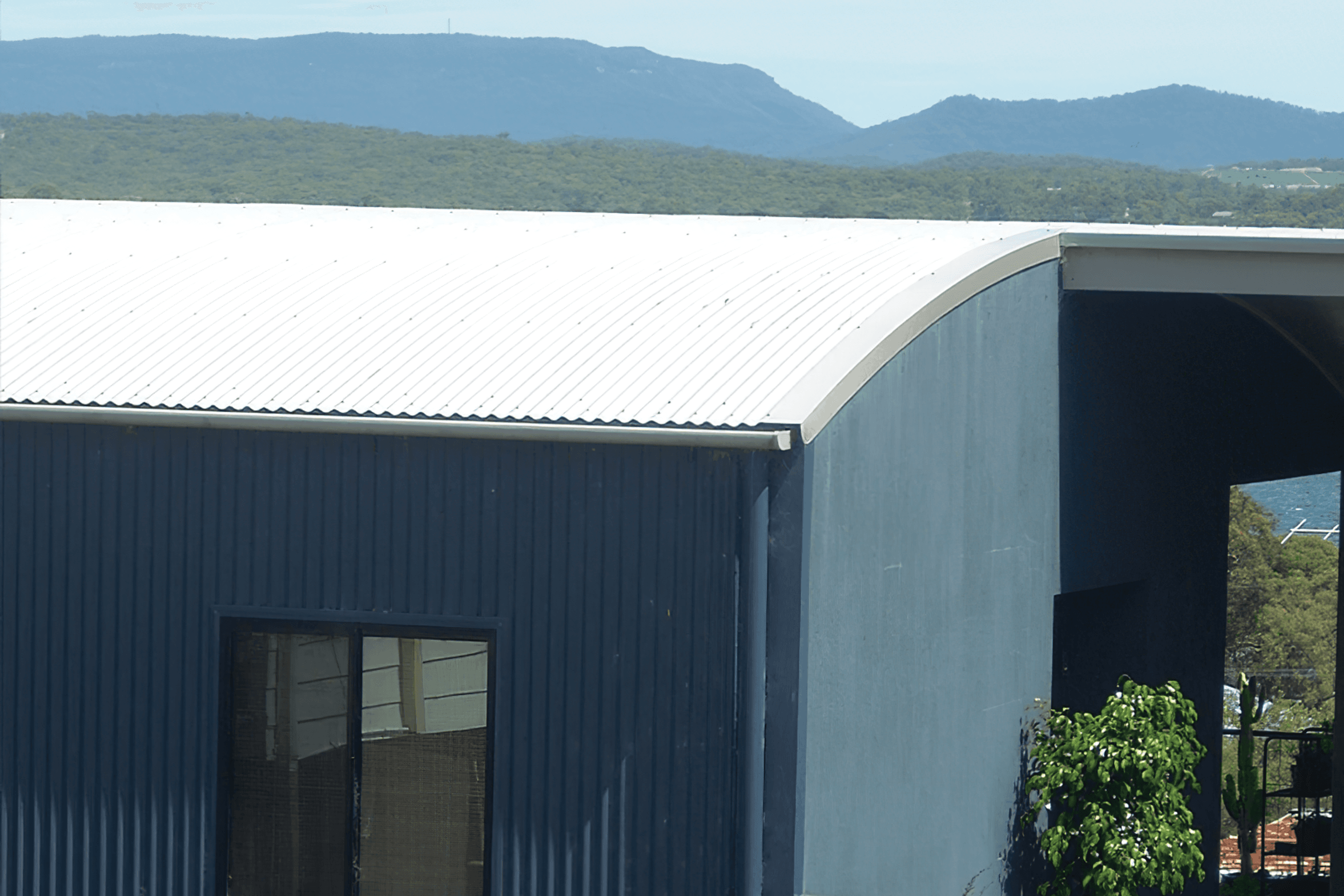 Corodek® 0.60 | Curved Roofing Applications
