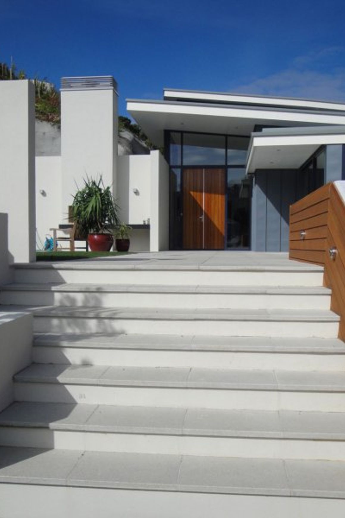 Veneto Bullnose Paving