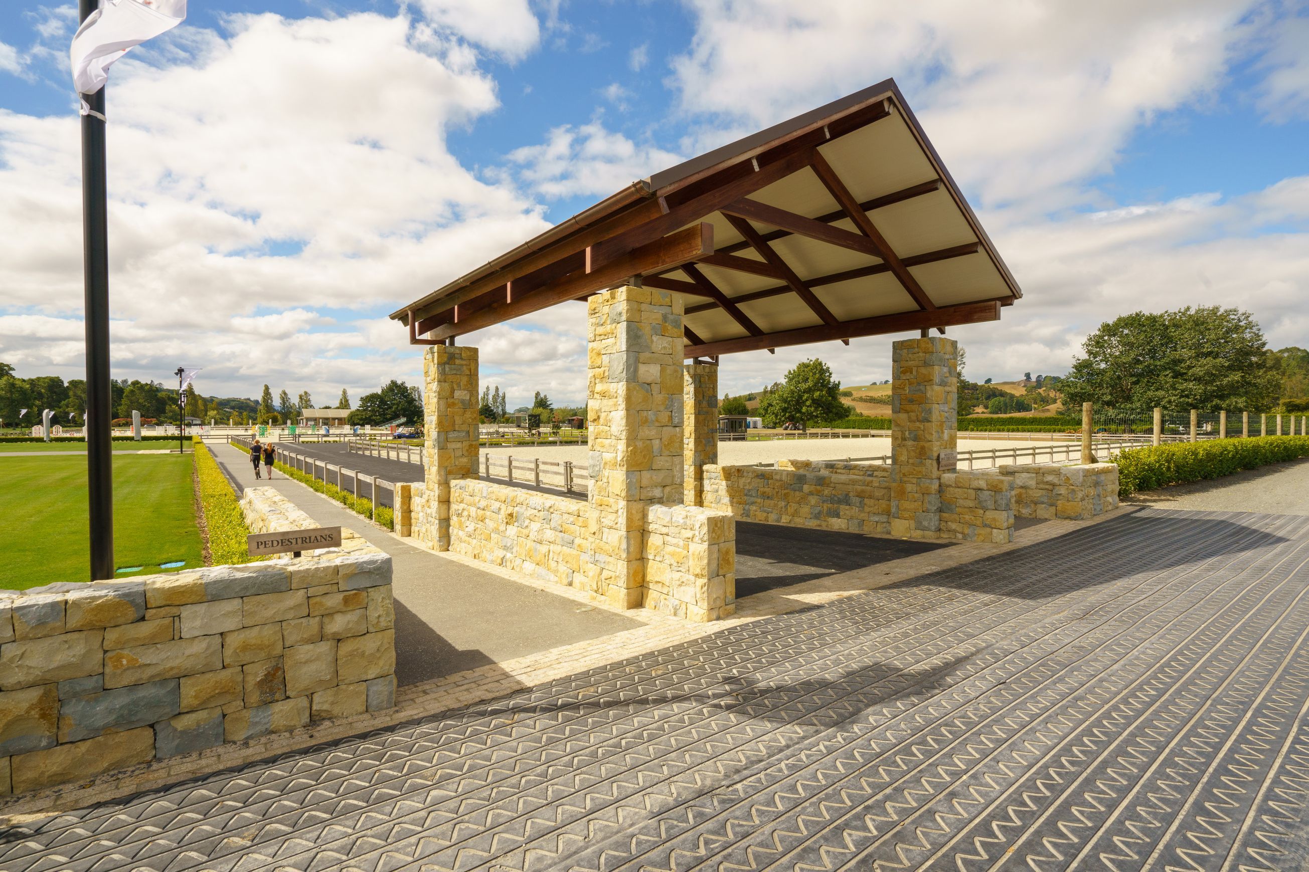 Stone Columns & Pillars