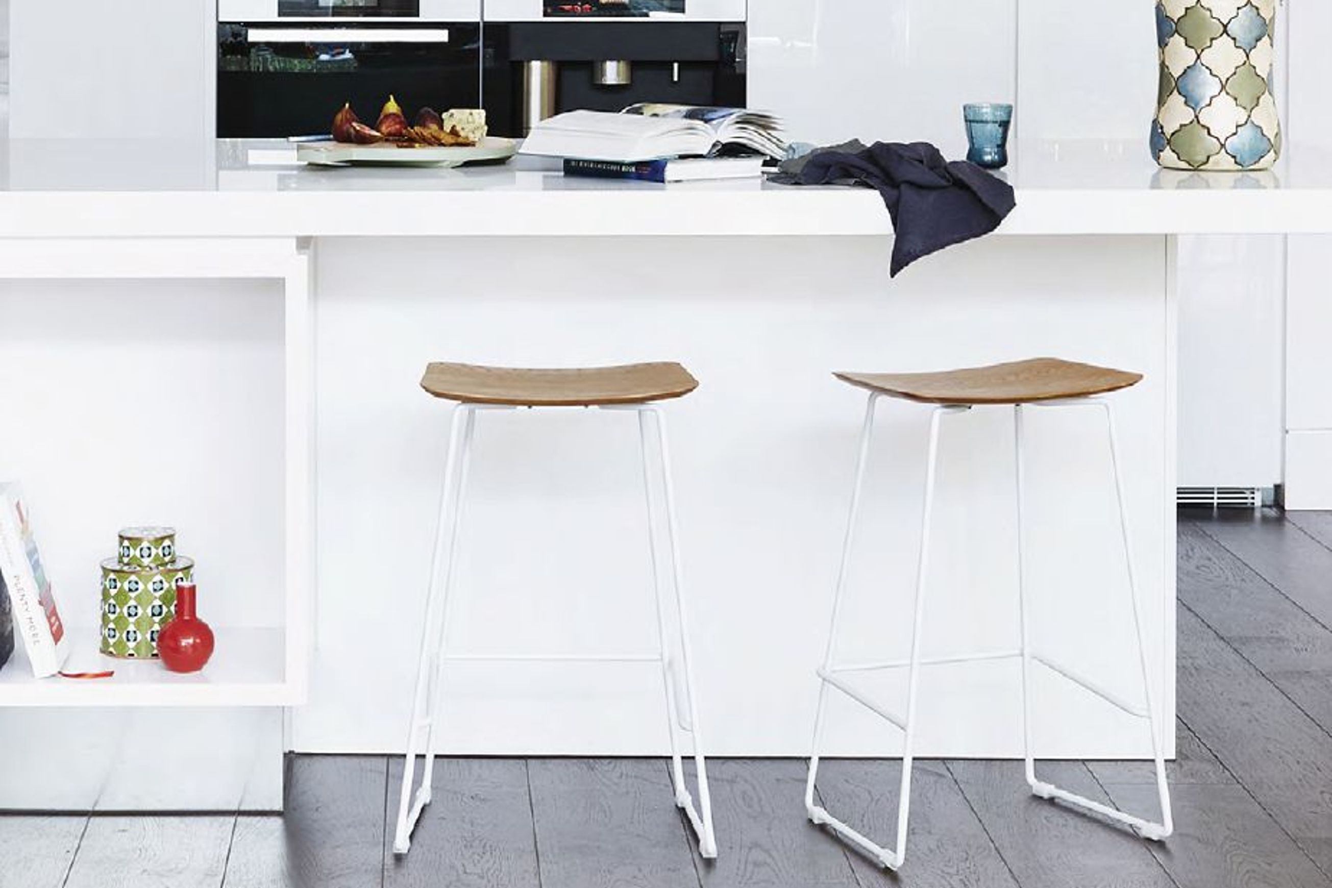Winnie Stool - Chrome - White Leather - 76cm Bar Height