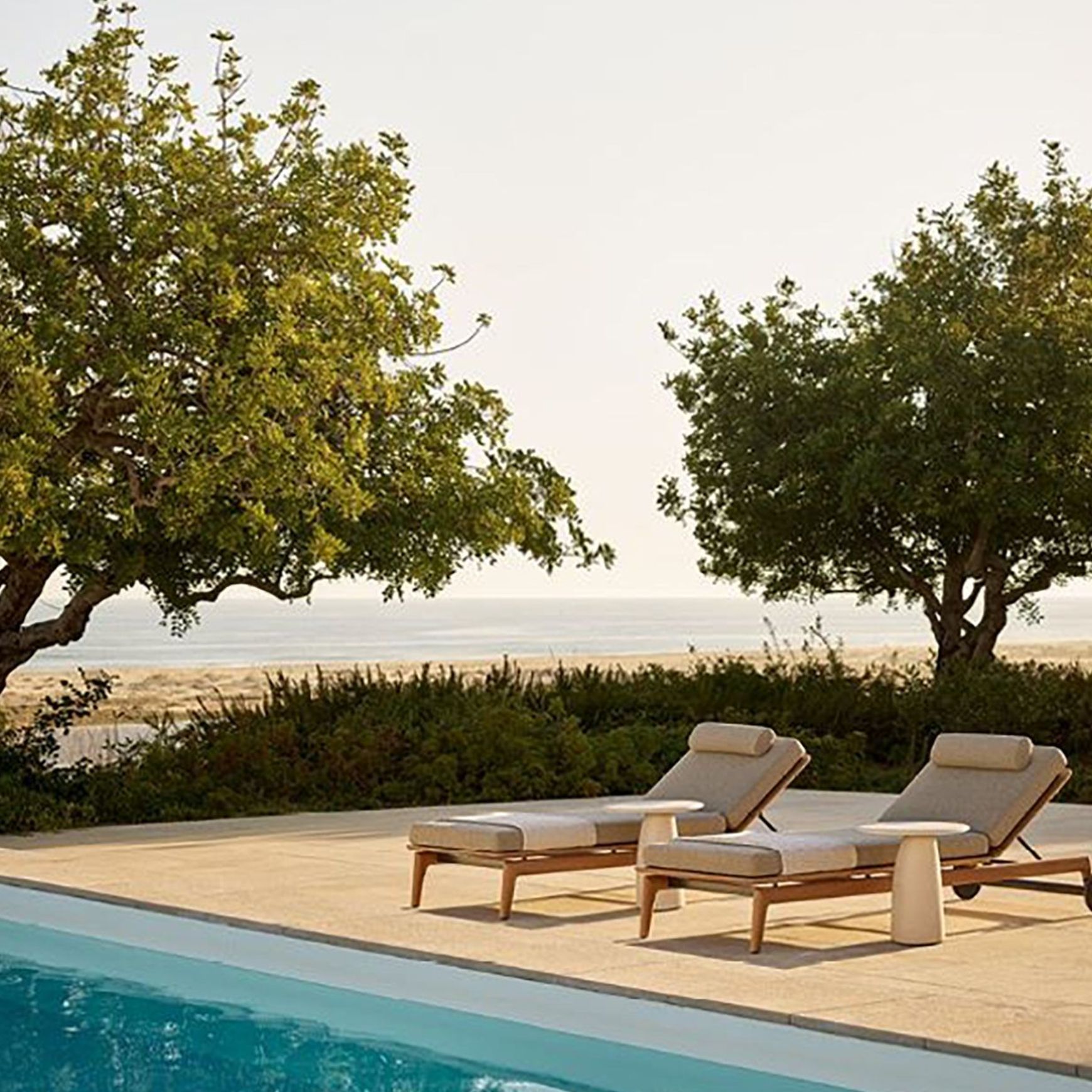 Magnolia Sunbed