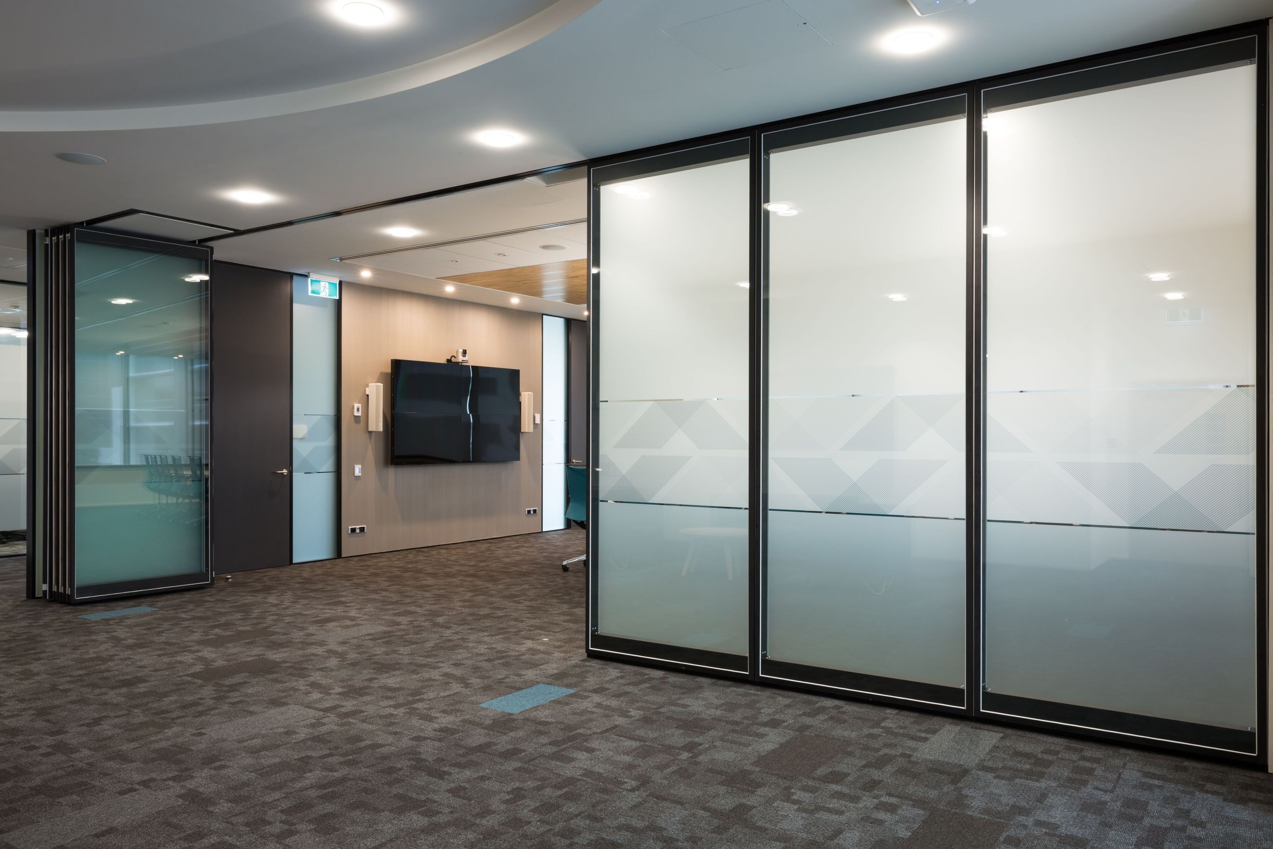 Moveo Operable Wall - Semi Automatic