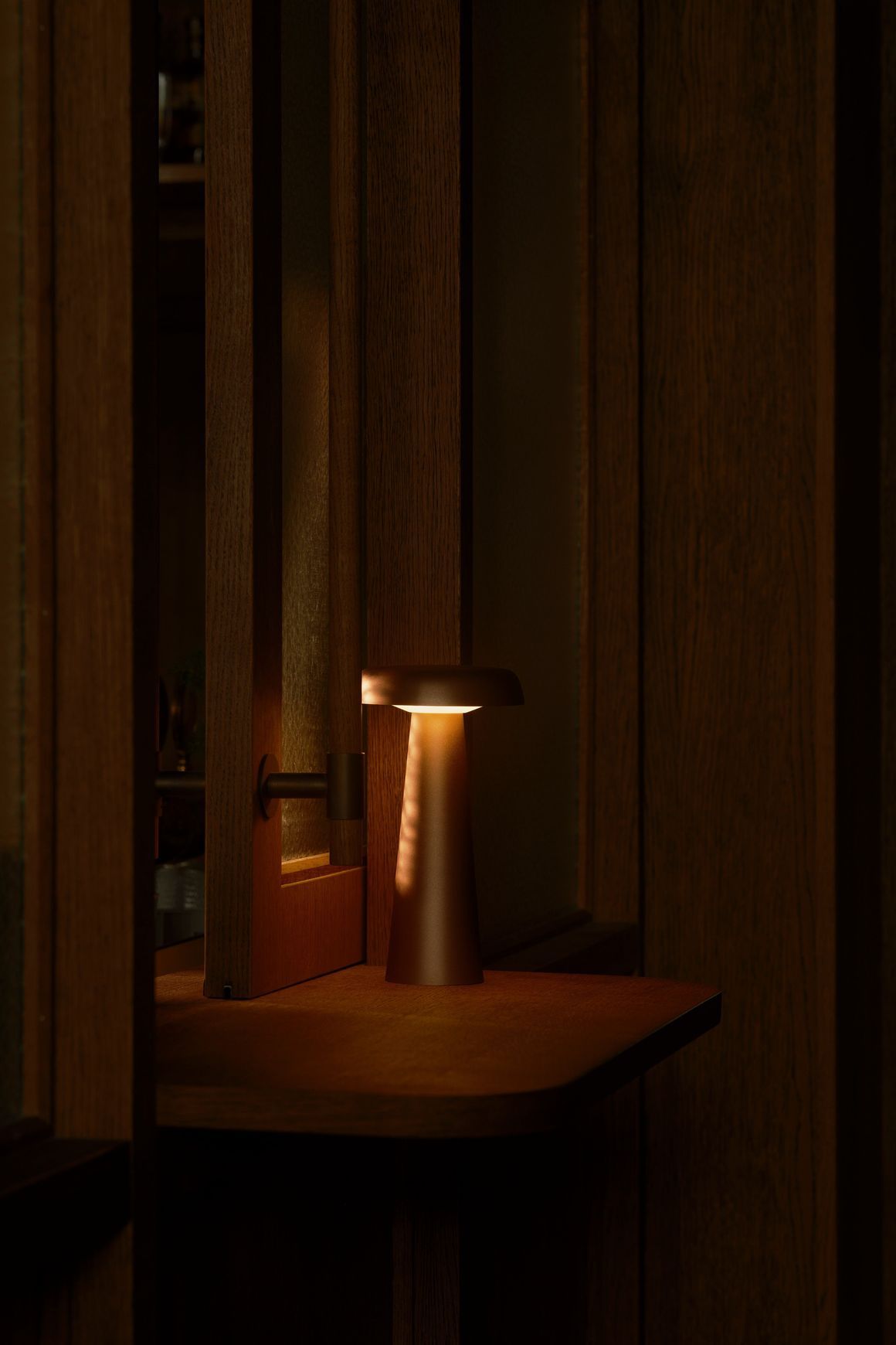 Arcello Portable Lamp