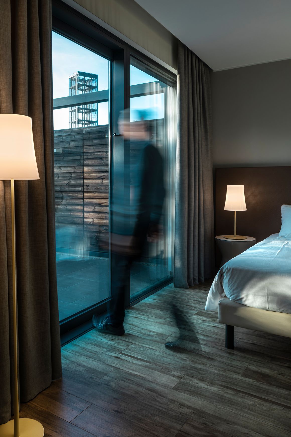 Birdie Easy Table Lamp