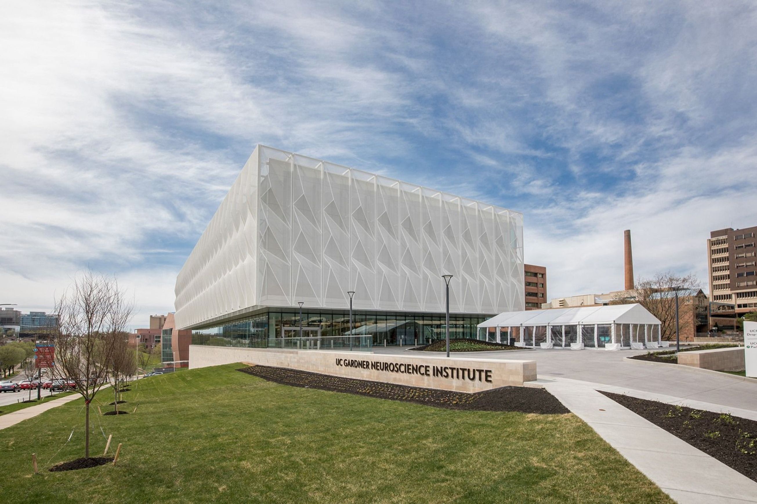 Facades by Fabric Structures