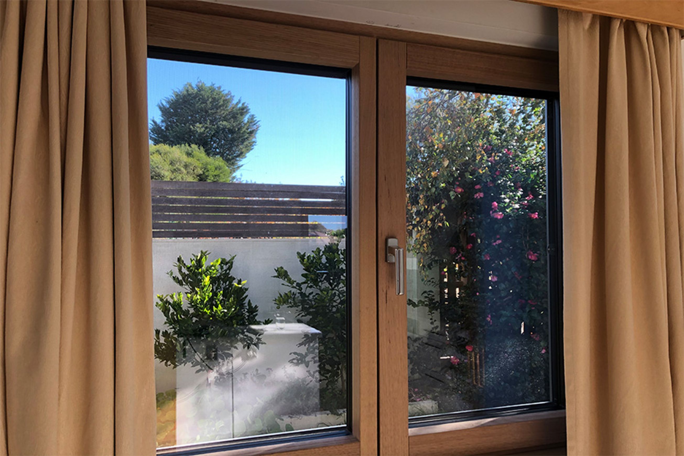 Wood-Alu | Tilt & Turn Windows