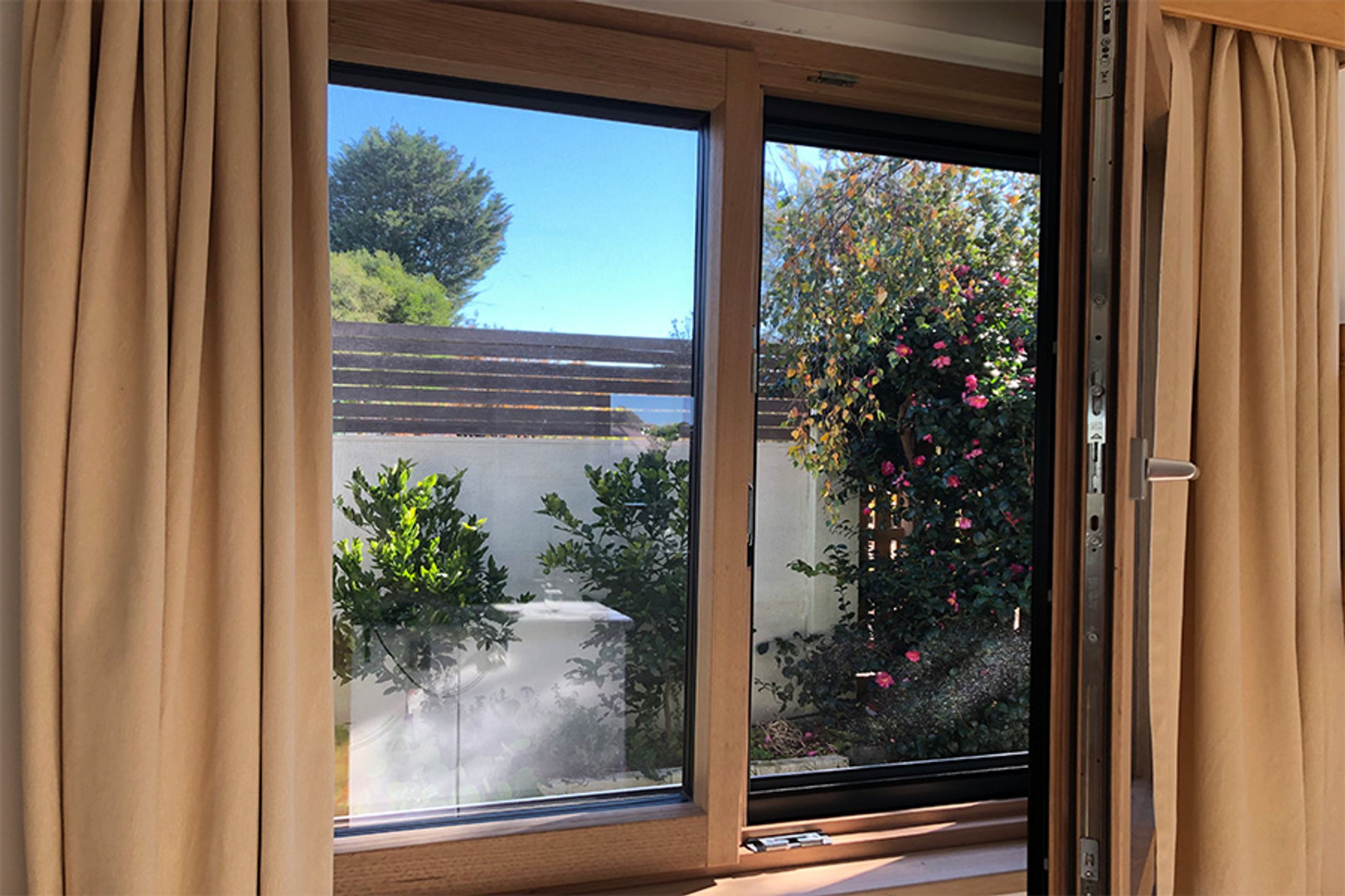 Wood-Alu | Tilt & Turn Windows