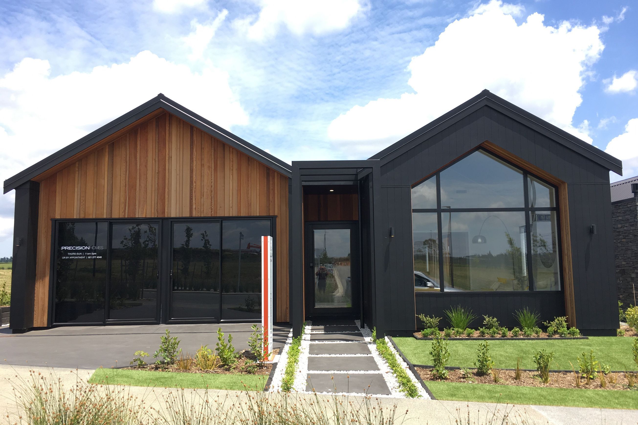 JSC Vertical Shiplap Timber Weatherboards