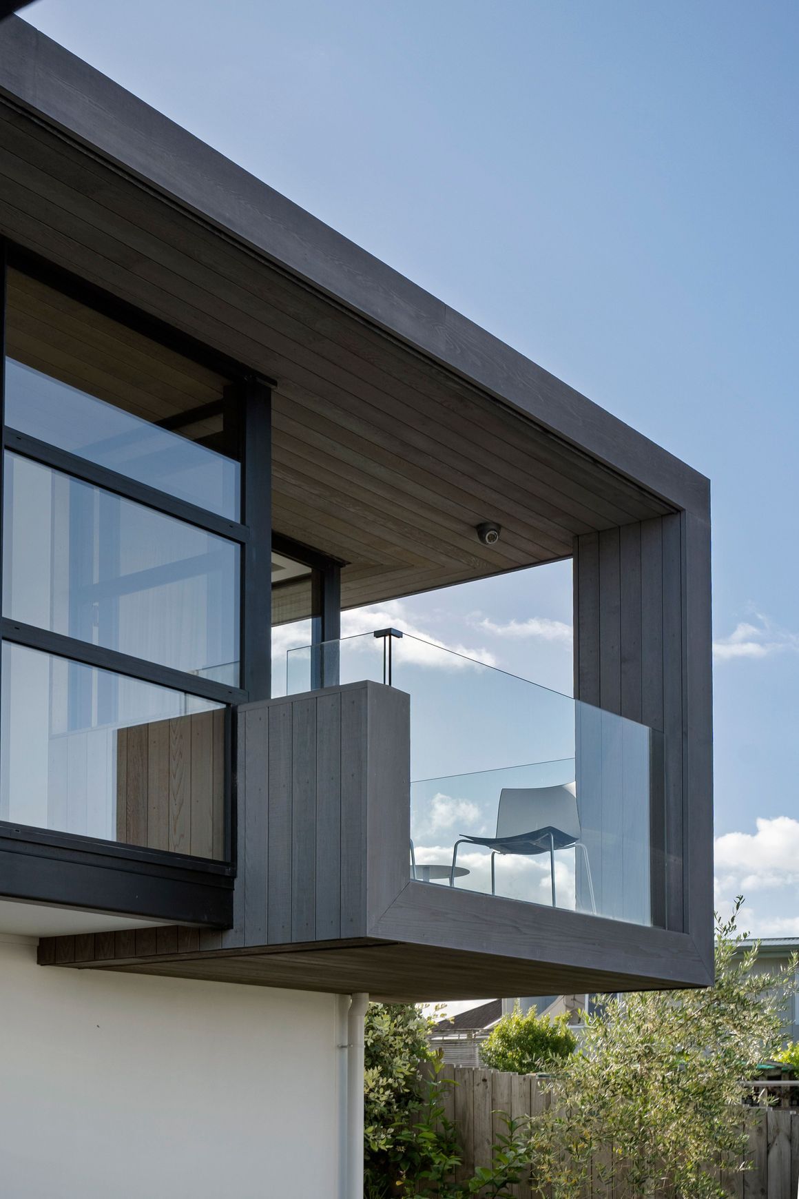 JSC Vertical Shiplap Timber Weatherboards