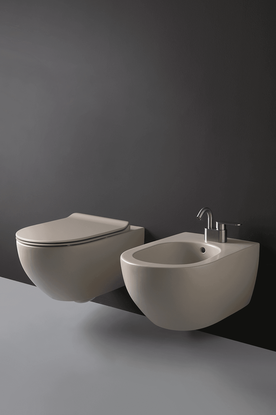 App Go Silent Wall Hung Pan
