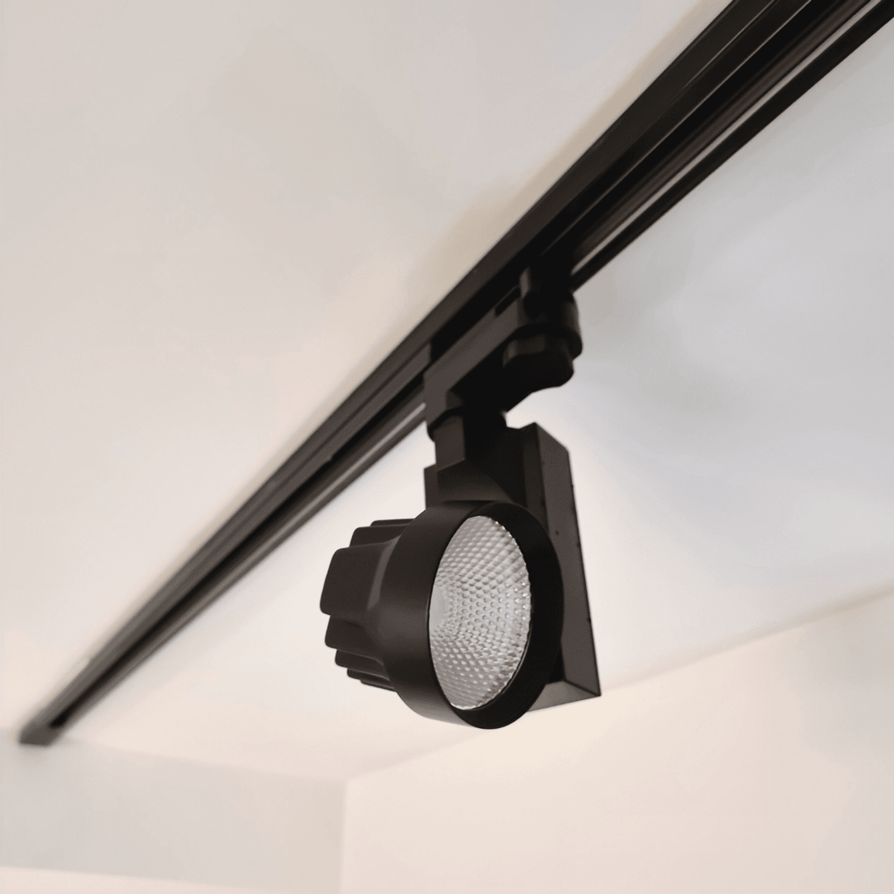 ME223 LED Track Light