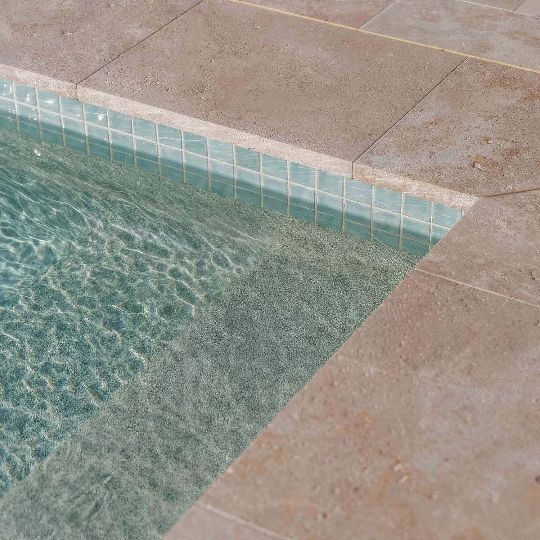 Latte | Travertine