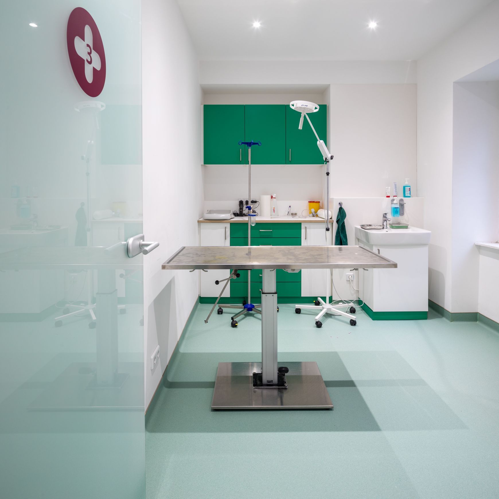 Altro Cantata™ Adhesive-Free 'Front of House' Flooring