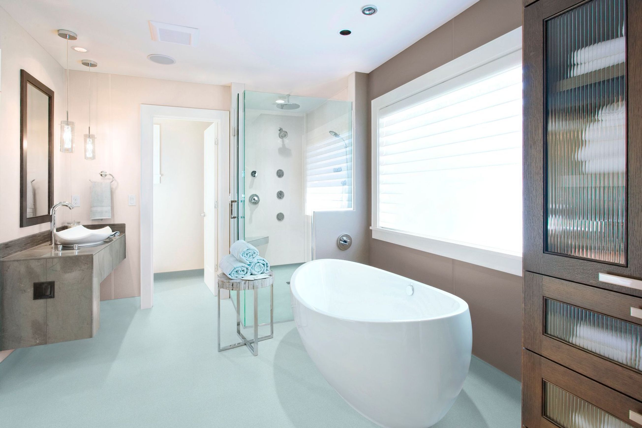 Altro Pisces™ - R11 Bathroom  Flooring