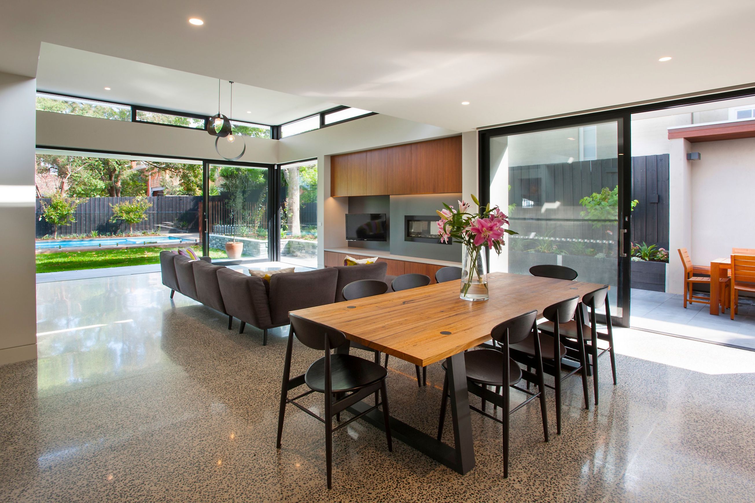 Elevate | Series 426 | Double Glazed Framing