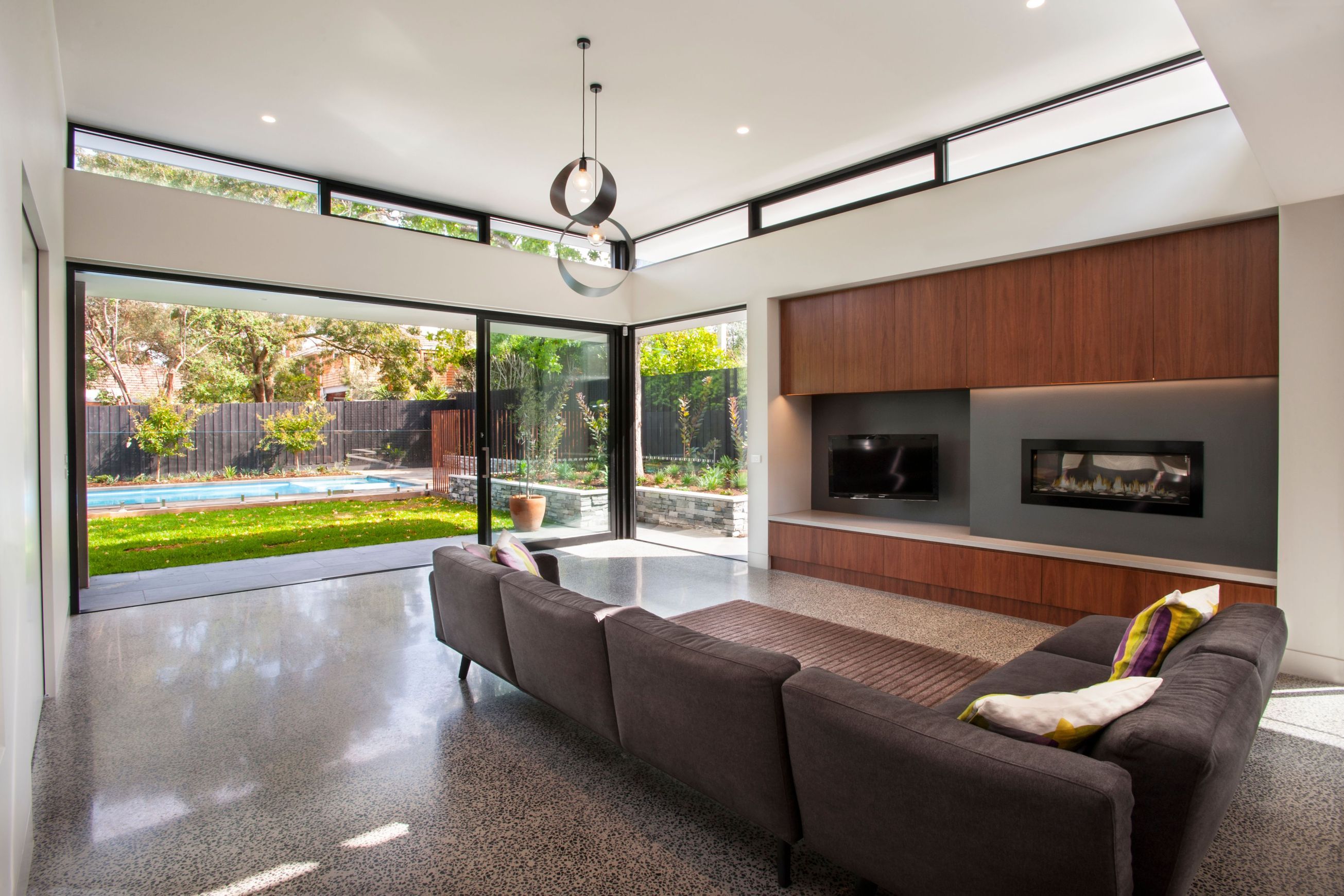 Elevate | Series 426 | Double Glazed Framing