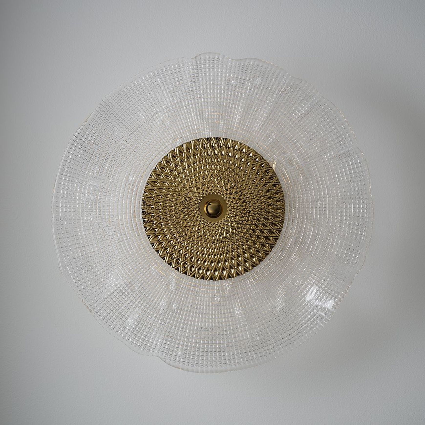 Movi LED Glass Wall Light in Gold