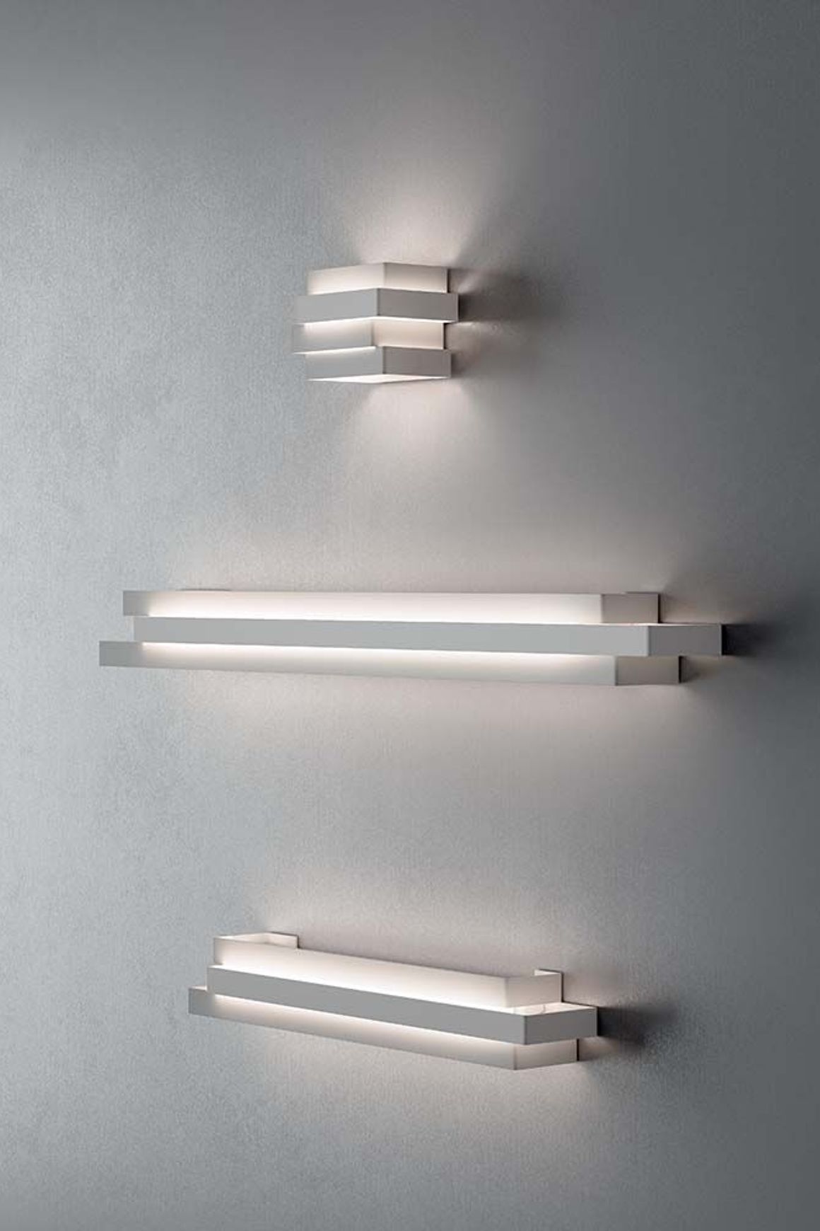 Escape, Wall Light