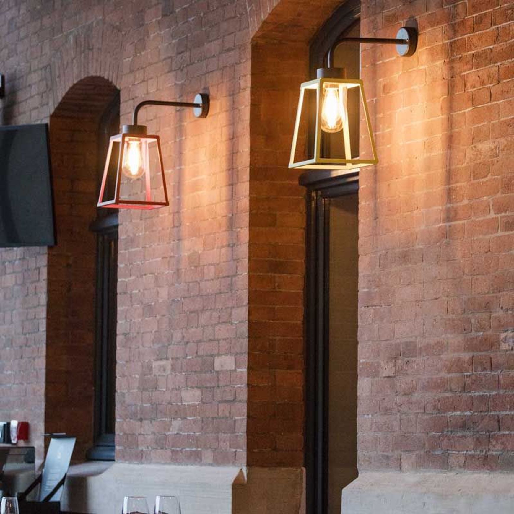Lampiok 1 Model 5 Wall Light