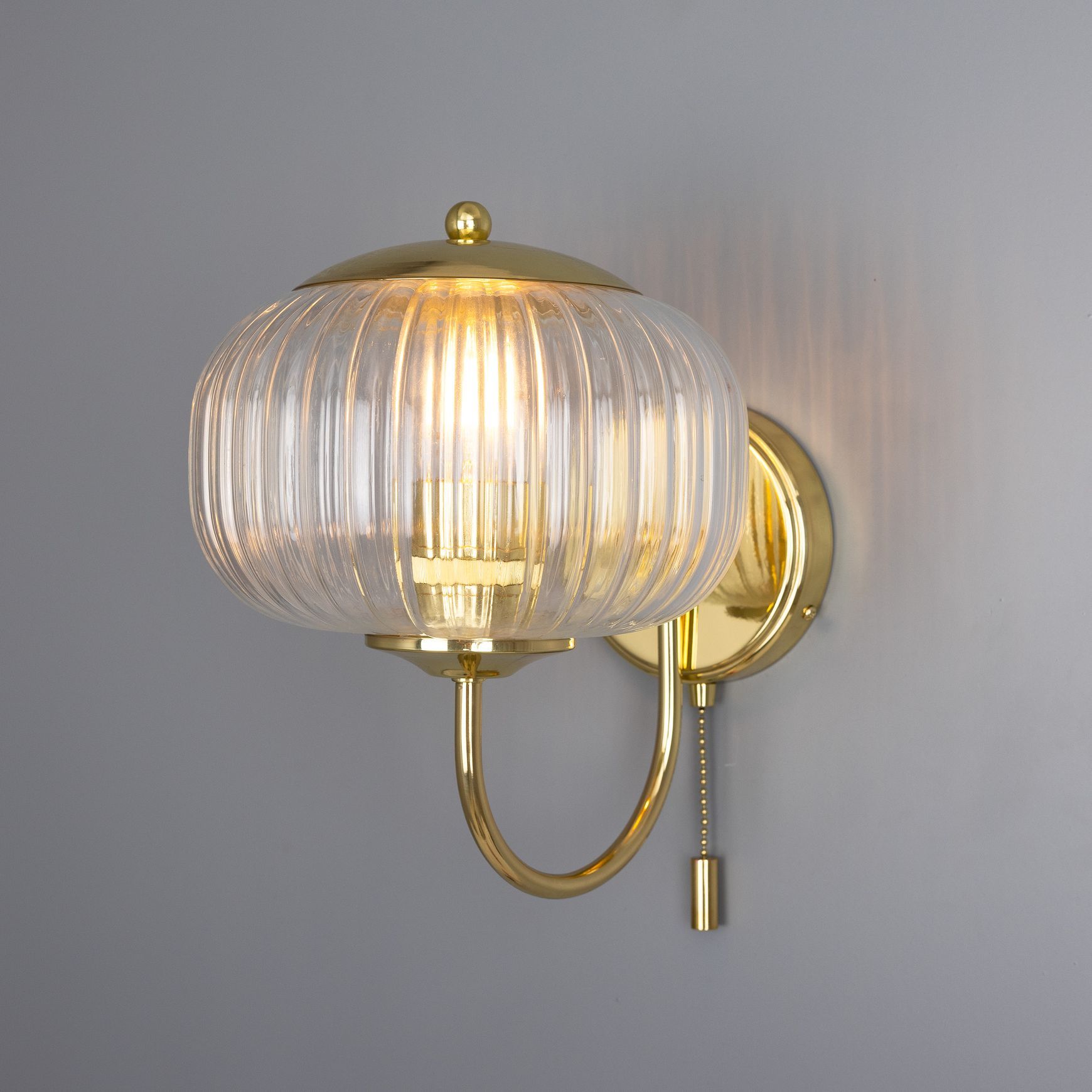 Nehir Pull Chain Wall Light