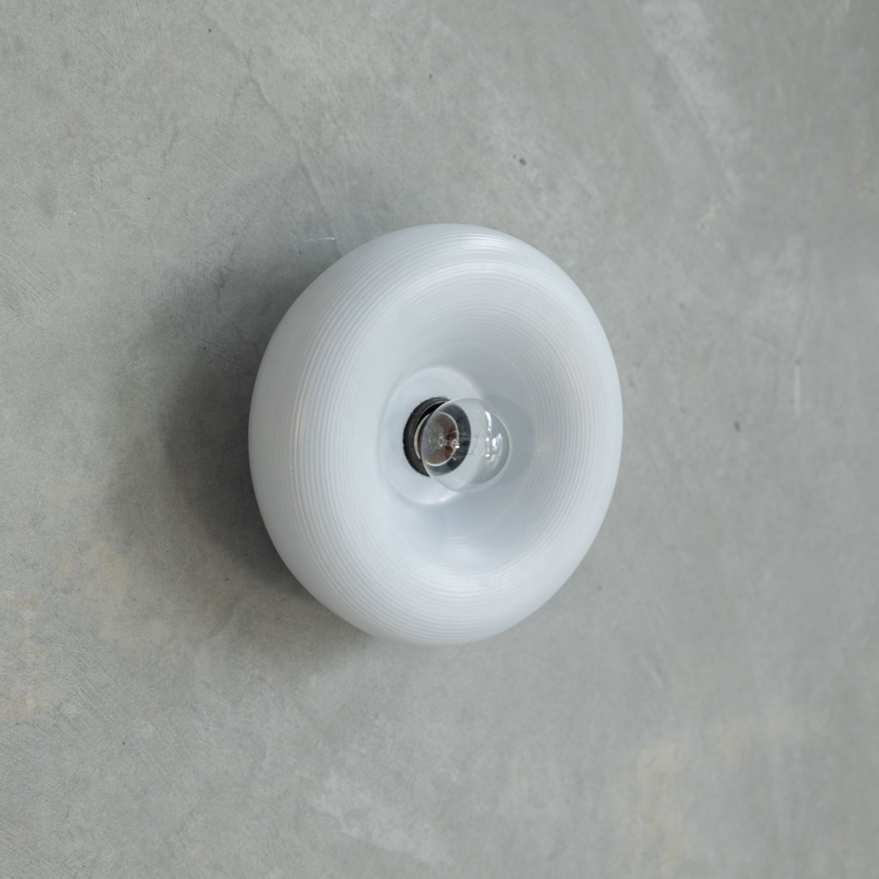 Mist Crete Wall Light